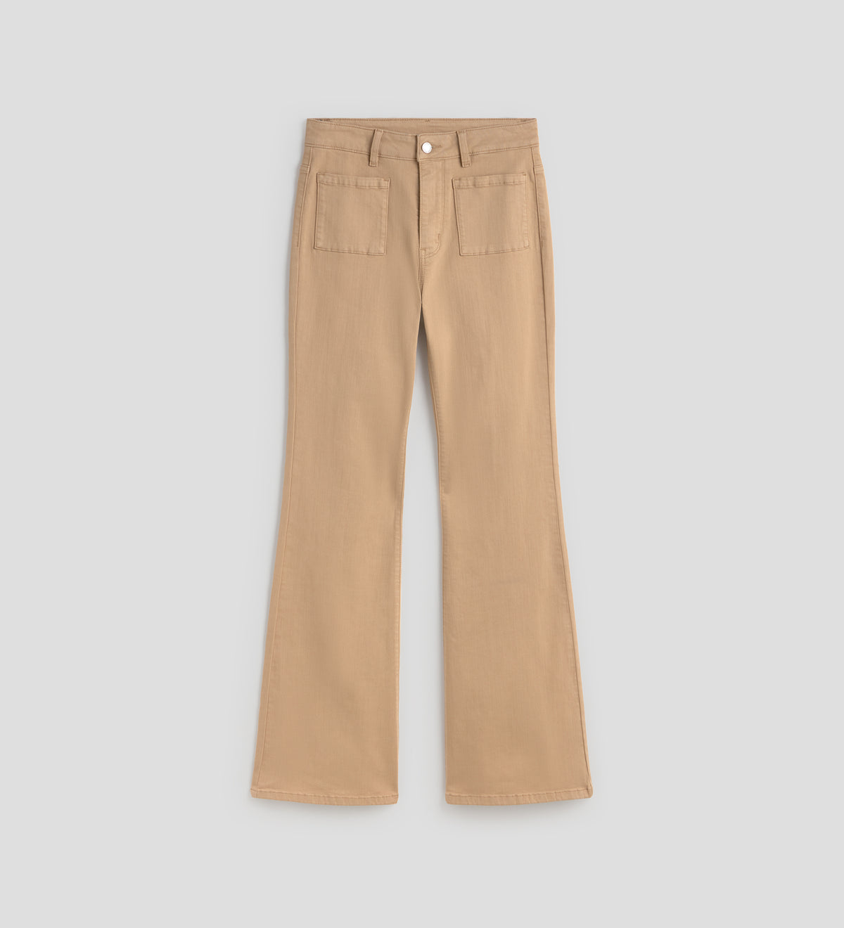 Pantalón bolsillos parche