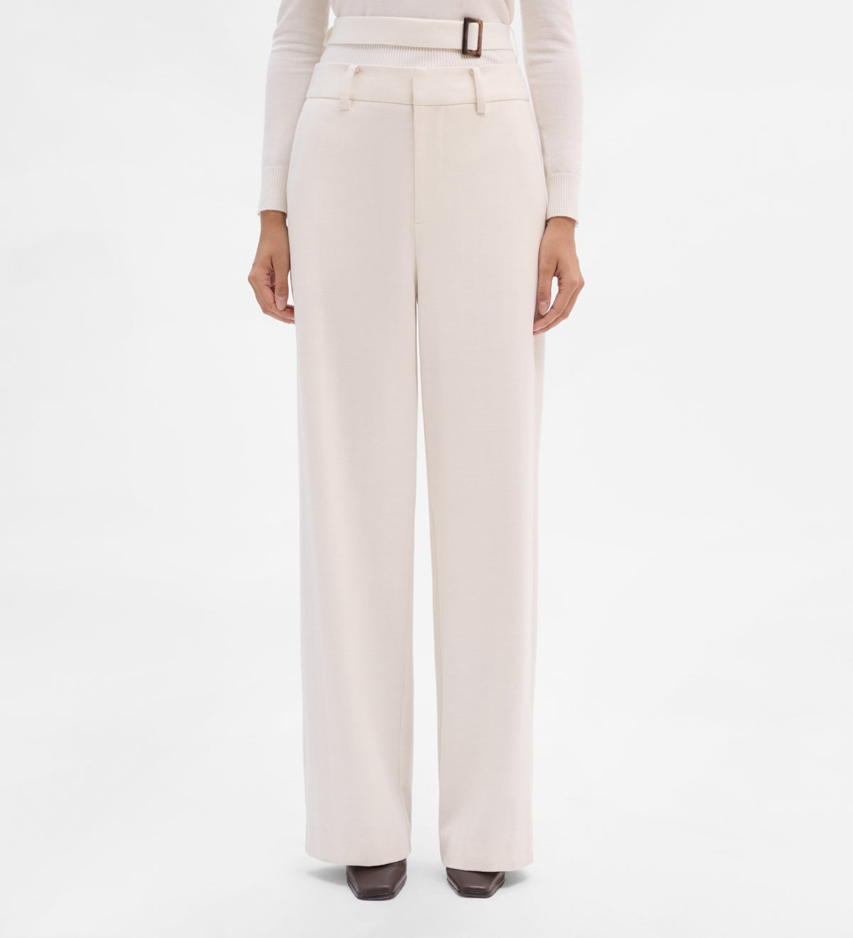 Pantalón pierna ancha
