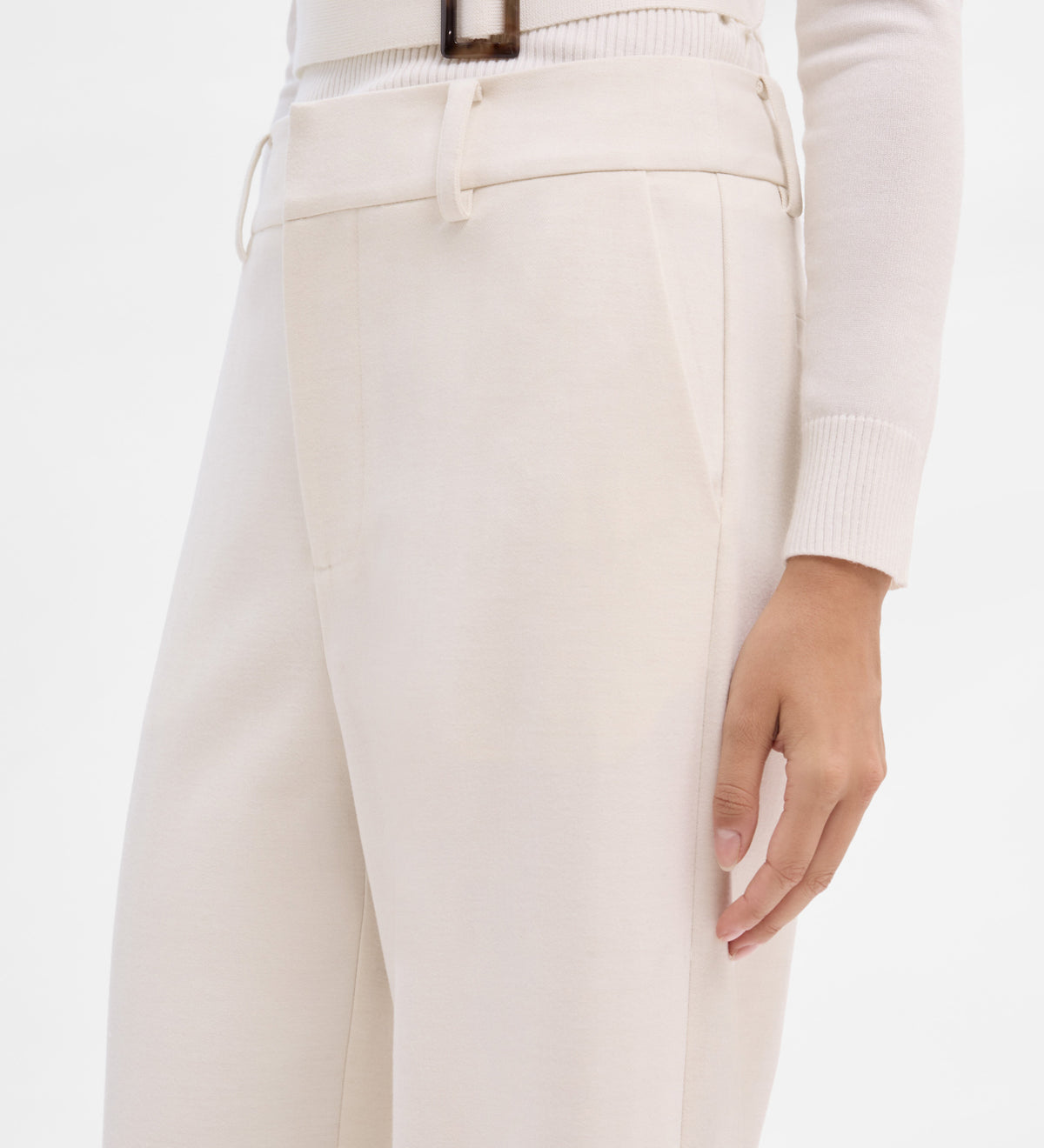 Pantalón pierna ancha