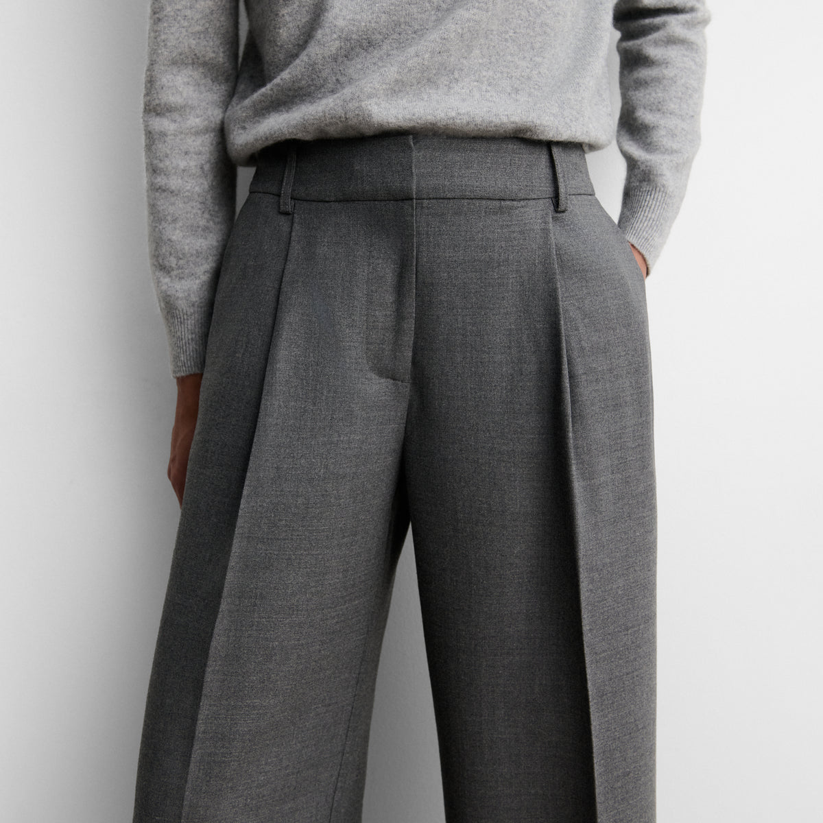 Pantalón pinzas ancho