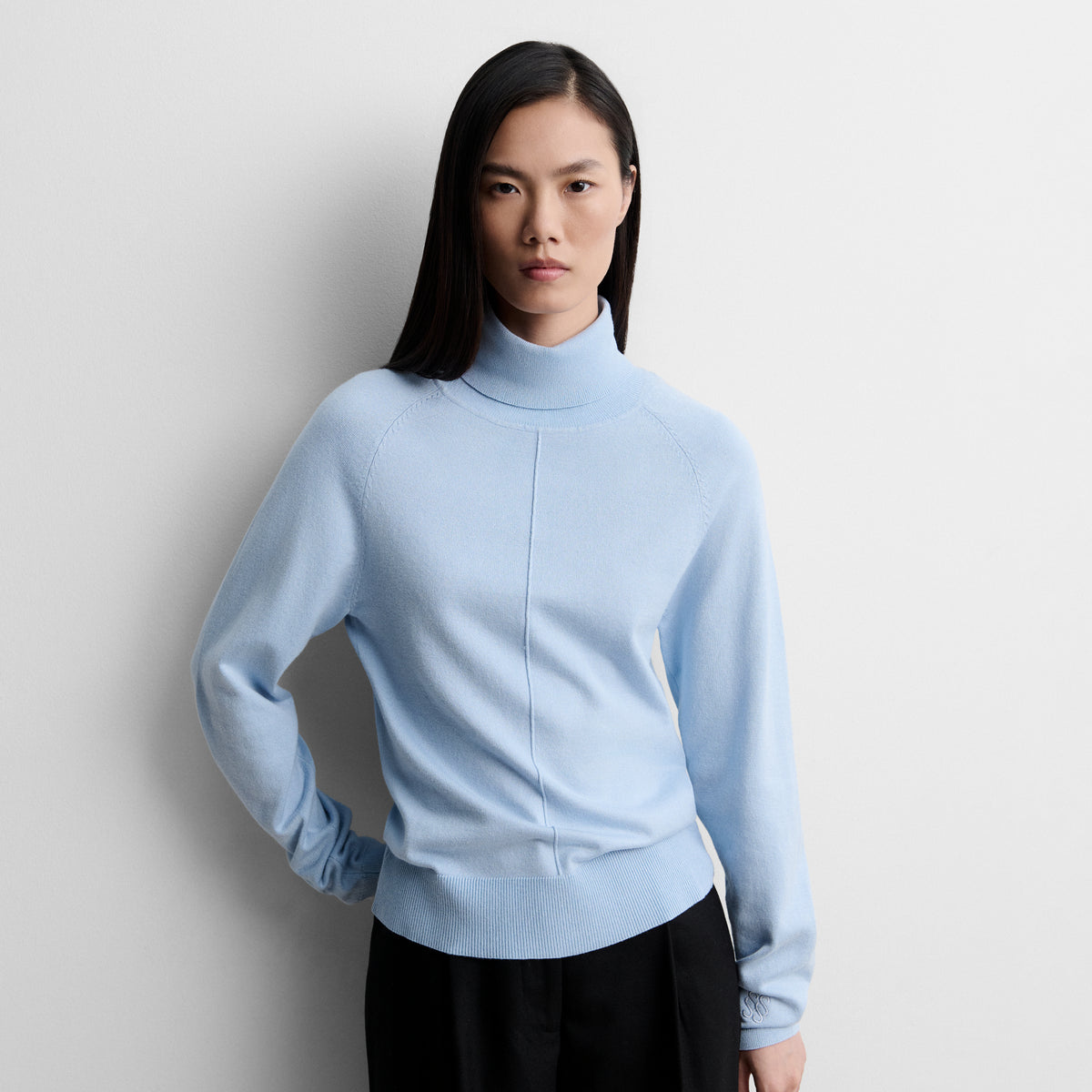 Pull col montant