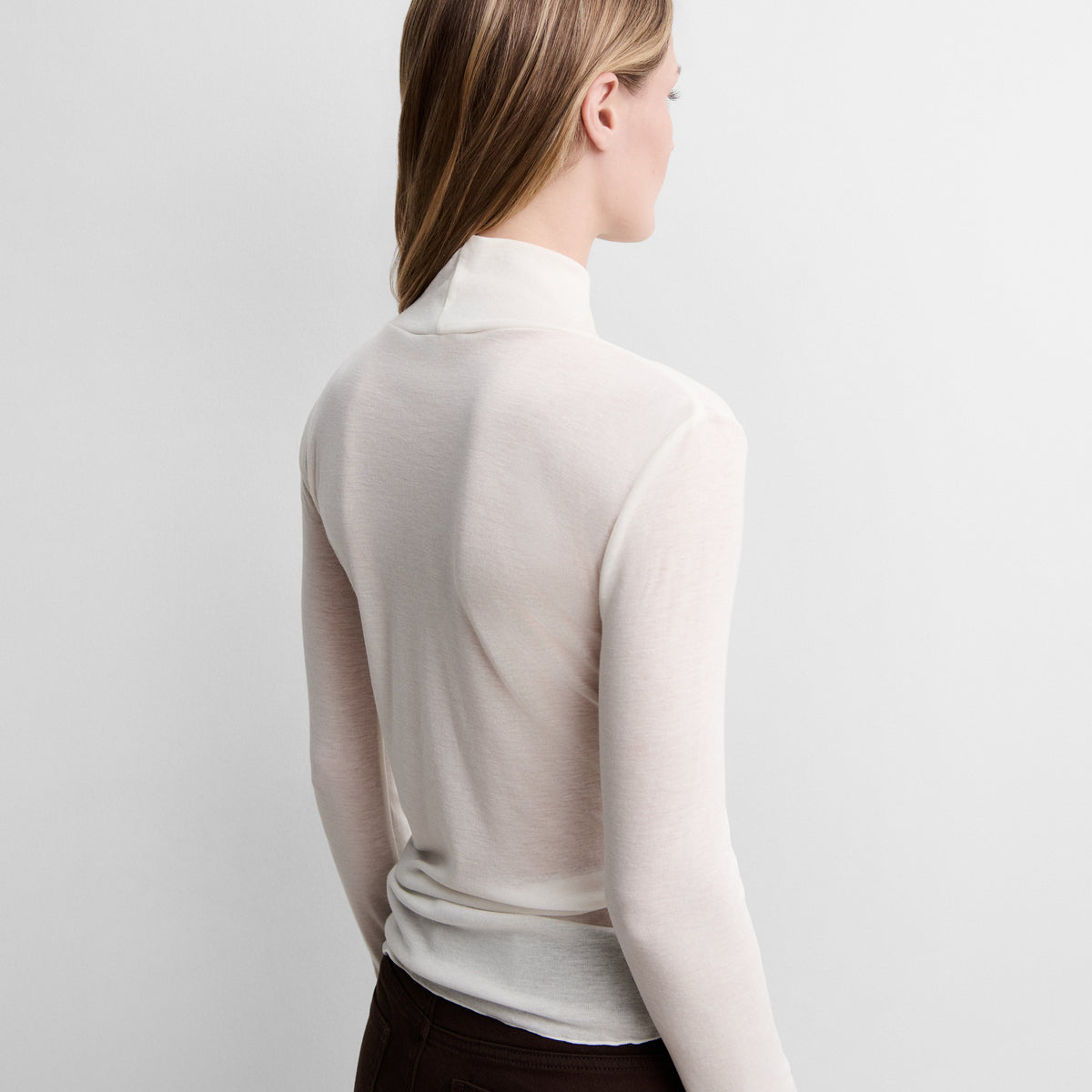 Camiseta cuello alto