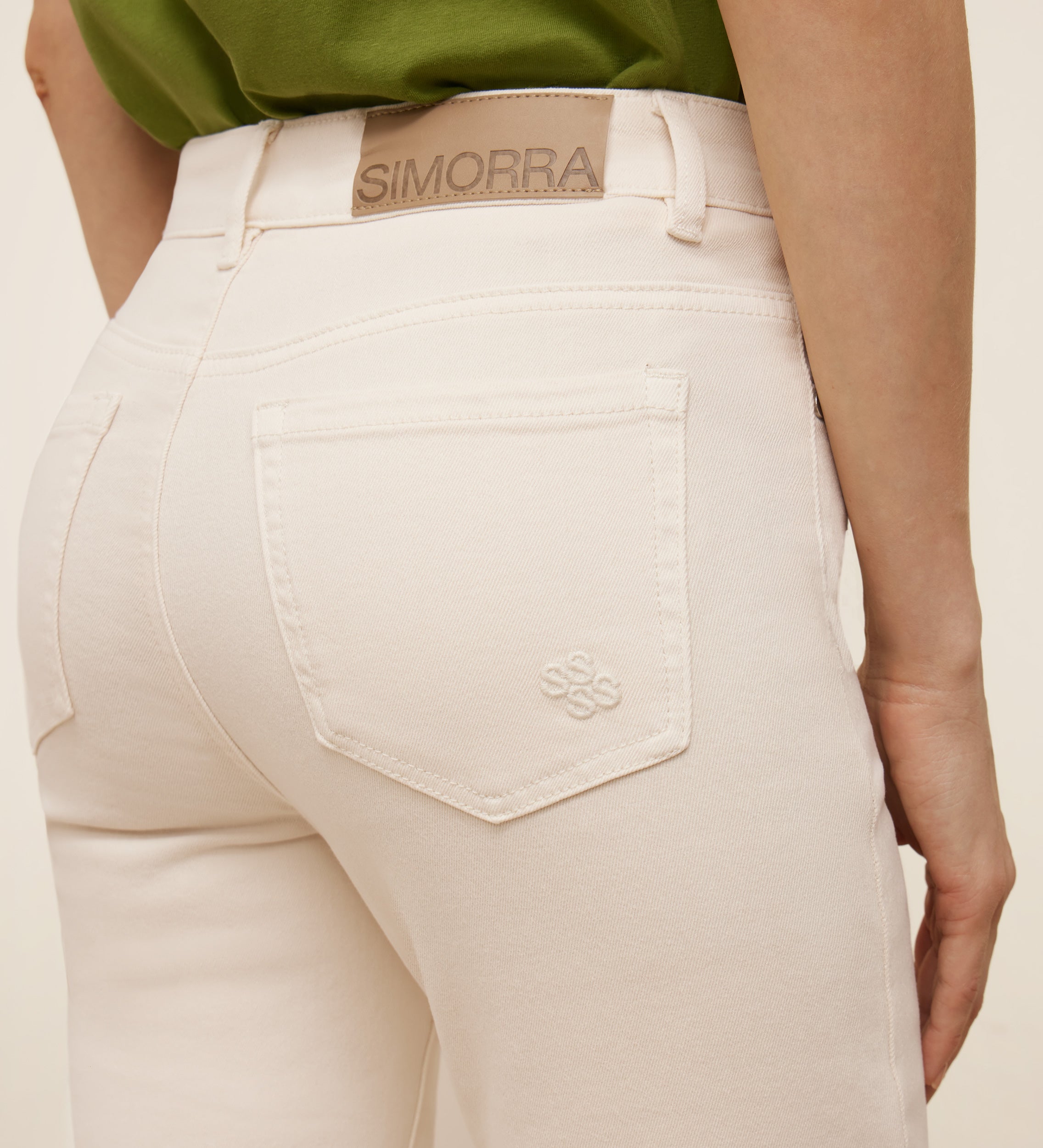 Pantalon court évasé