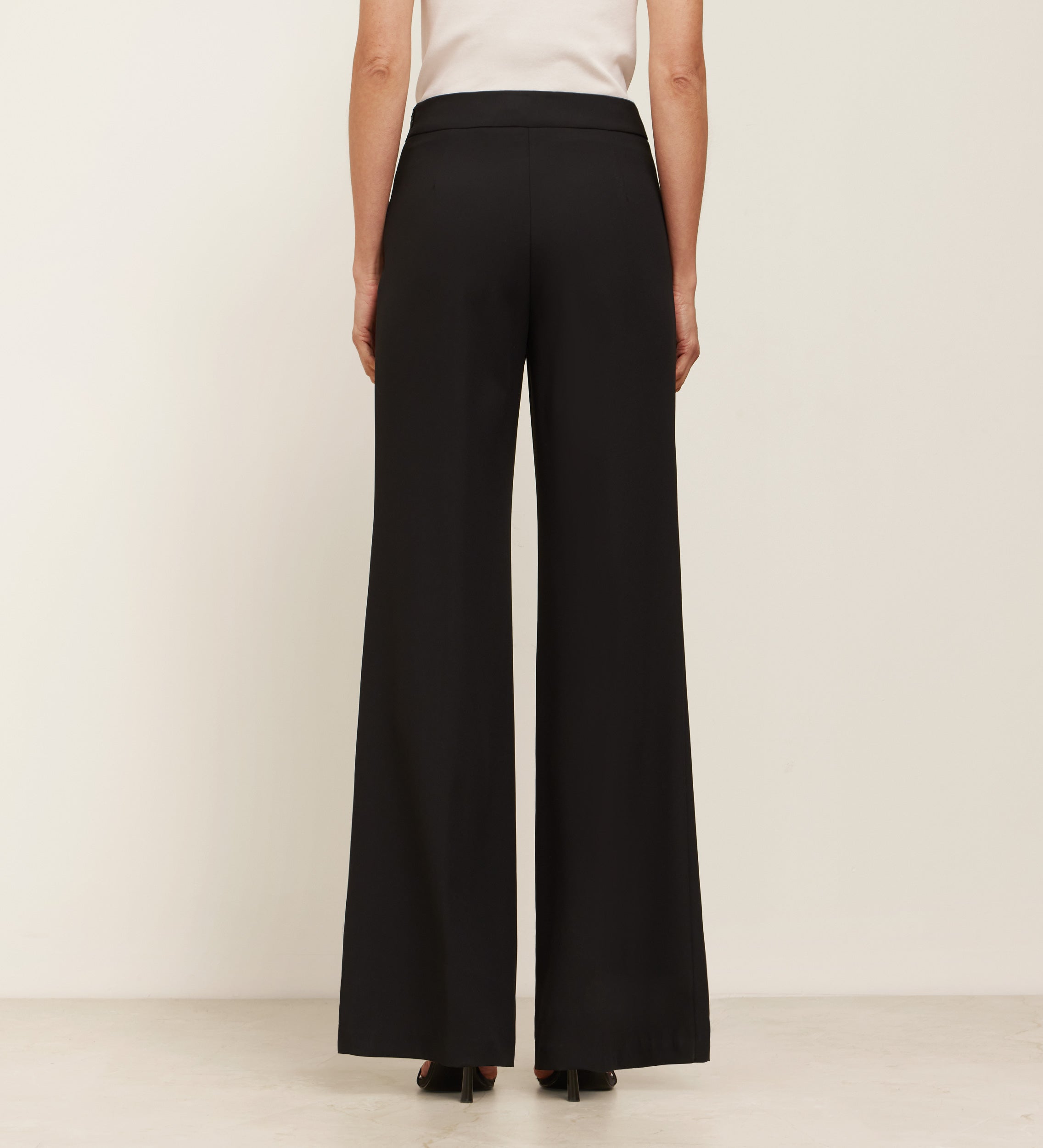 Flared crepe pants