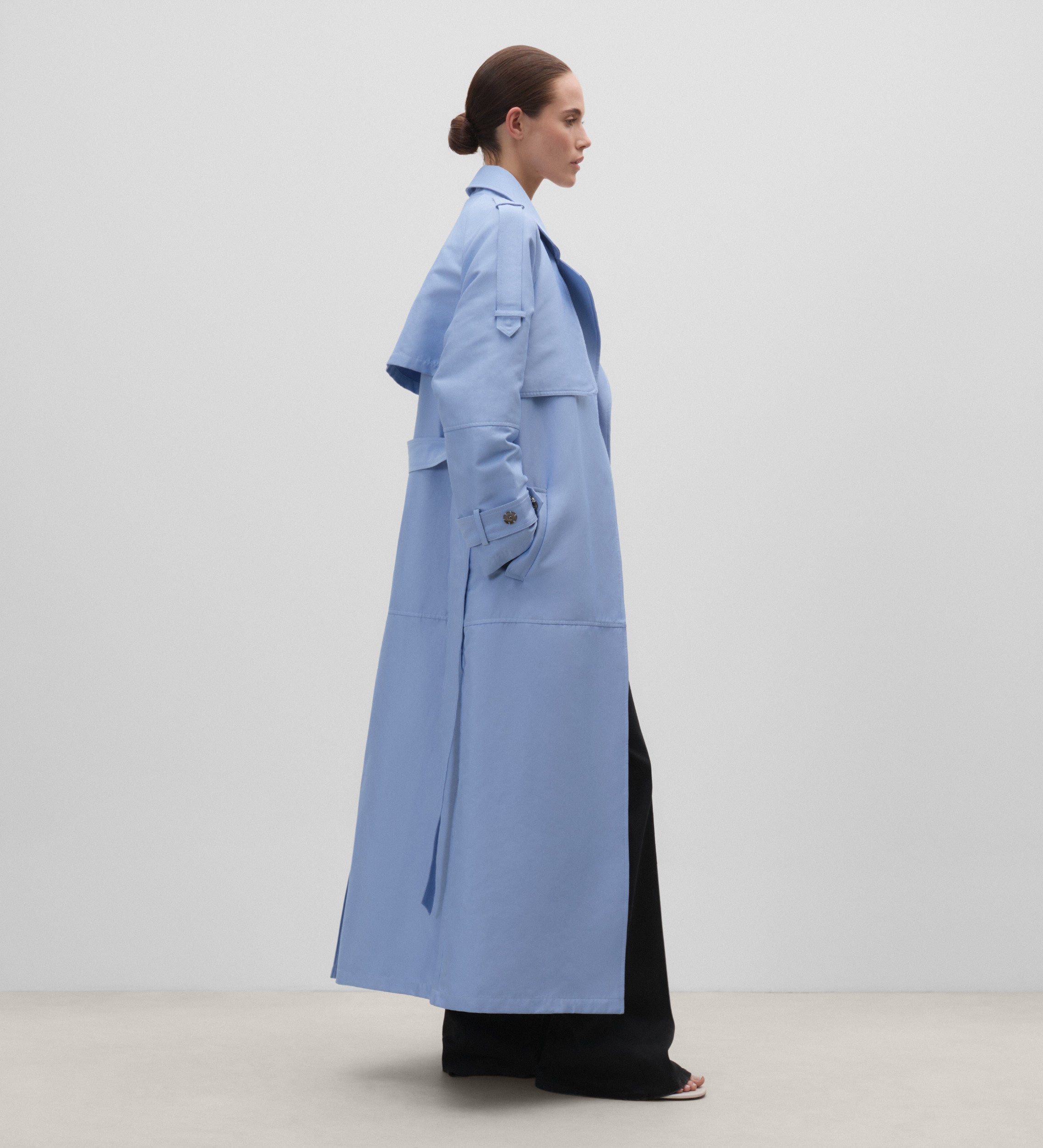 Trench-coat avec ceinture à nouer