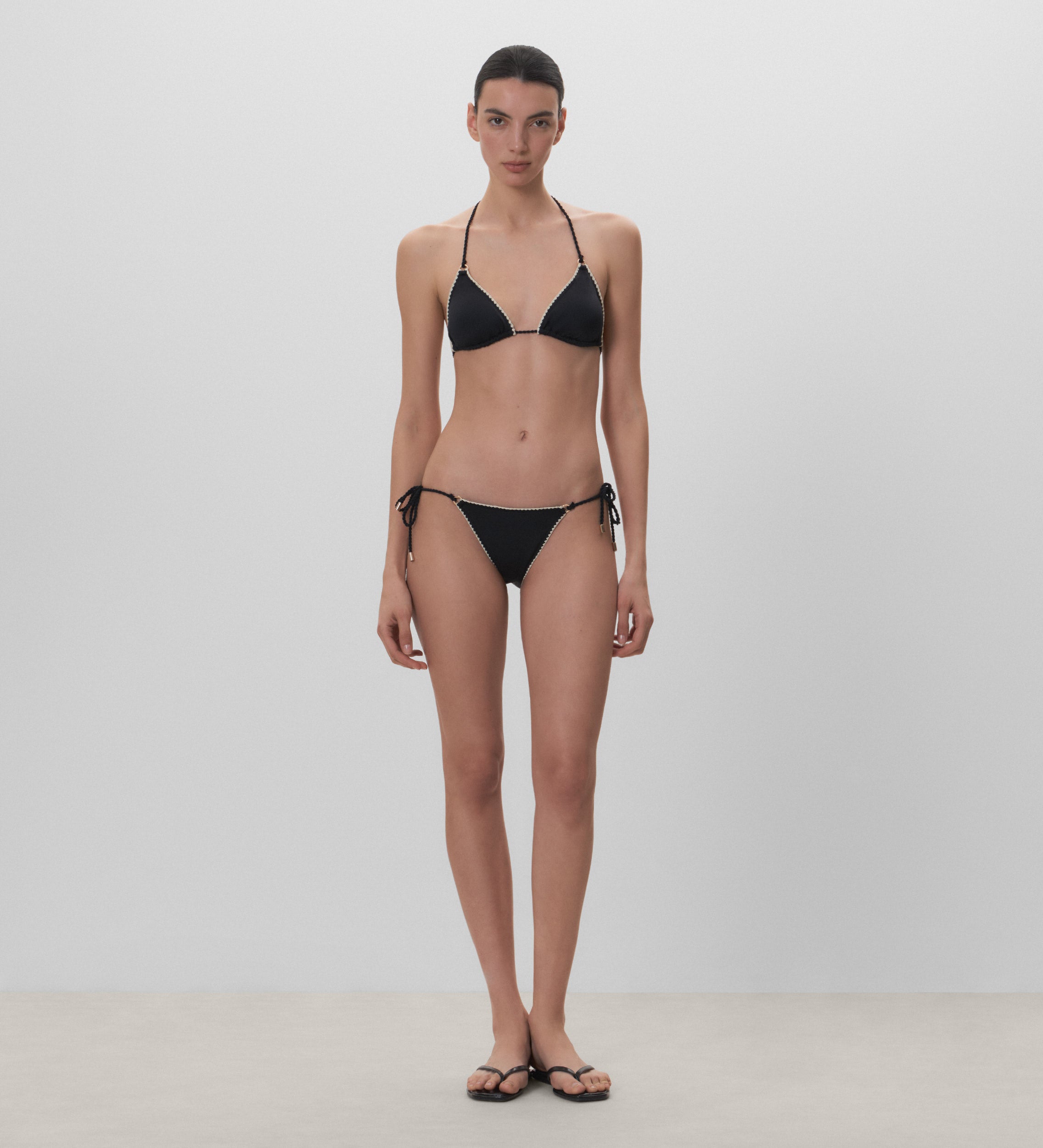 Bas de bikini réglable avec nœud