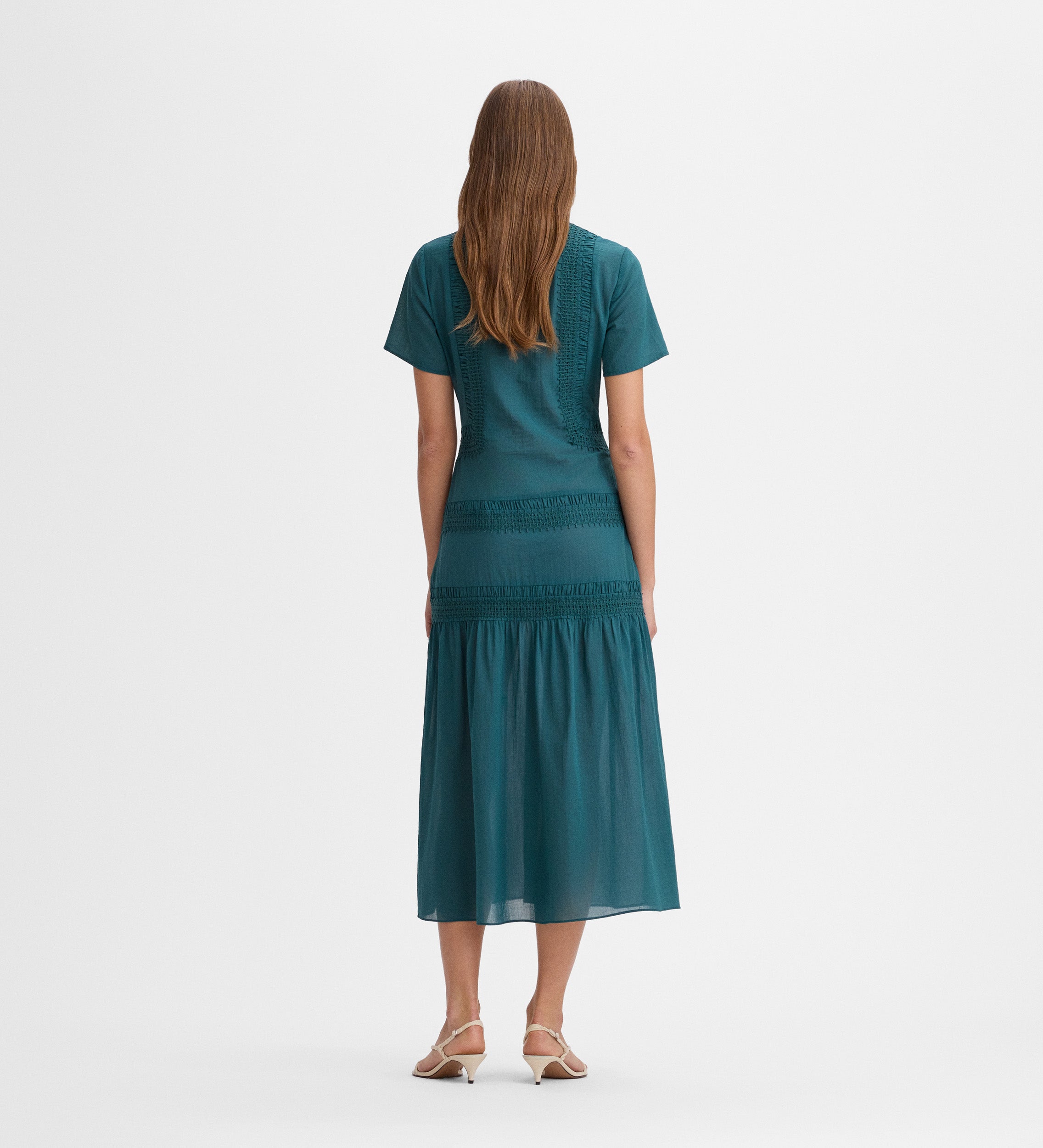 Robe midi bordure dentelle