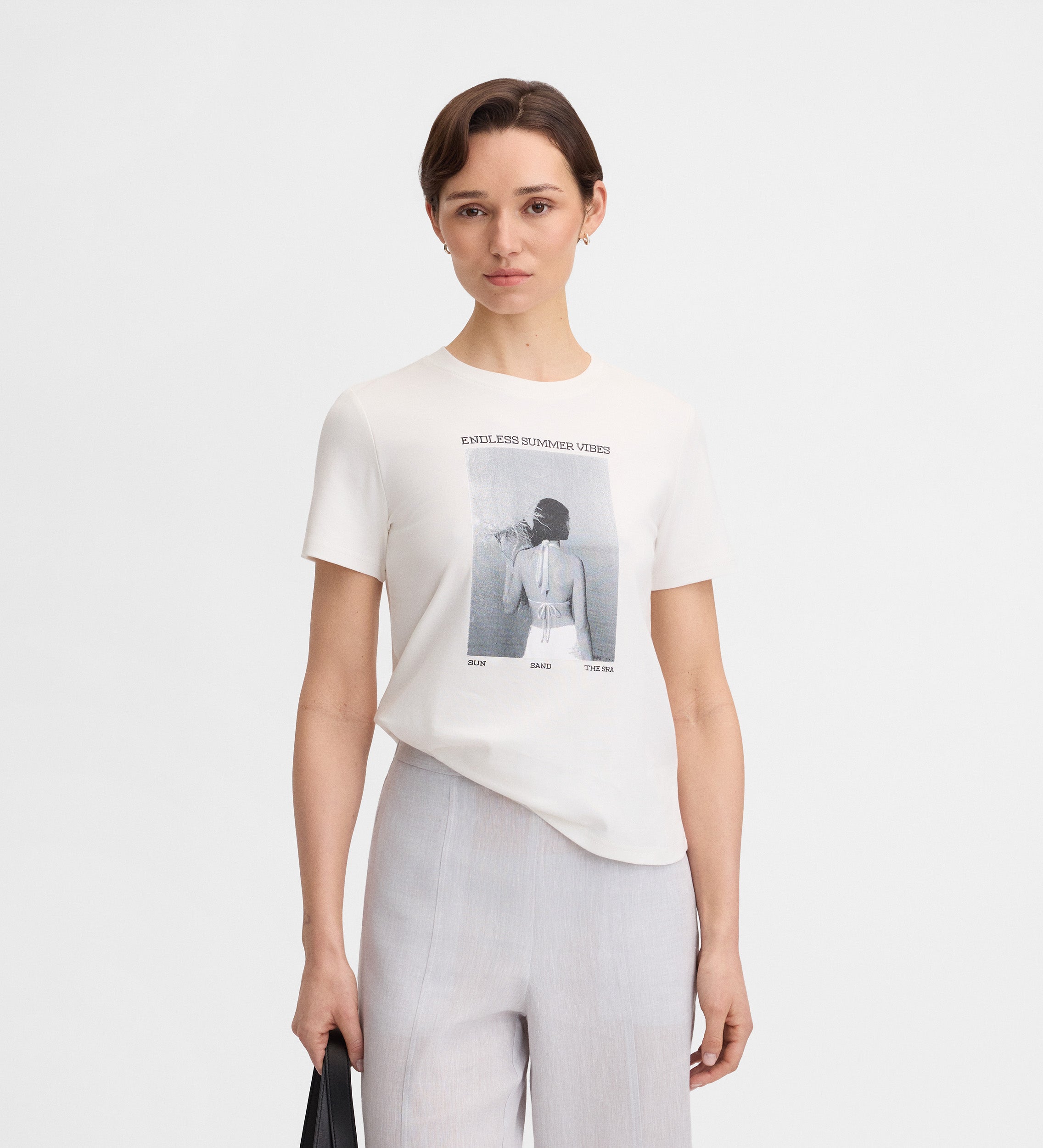 Embroidered t-shirt