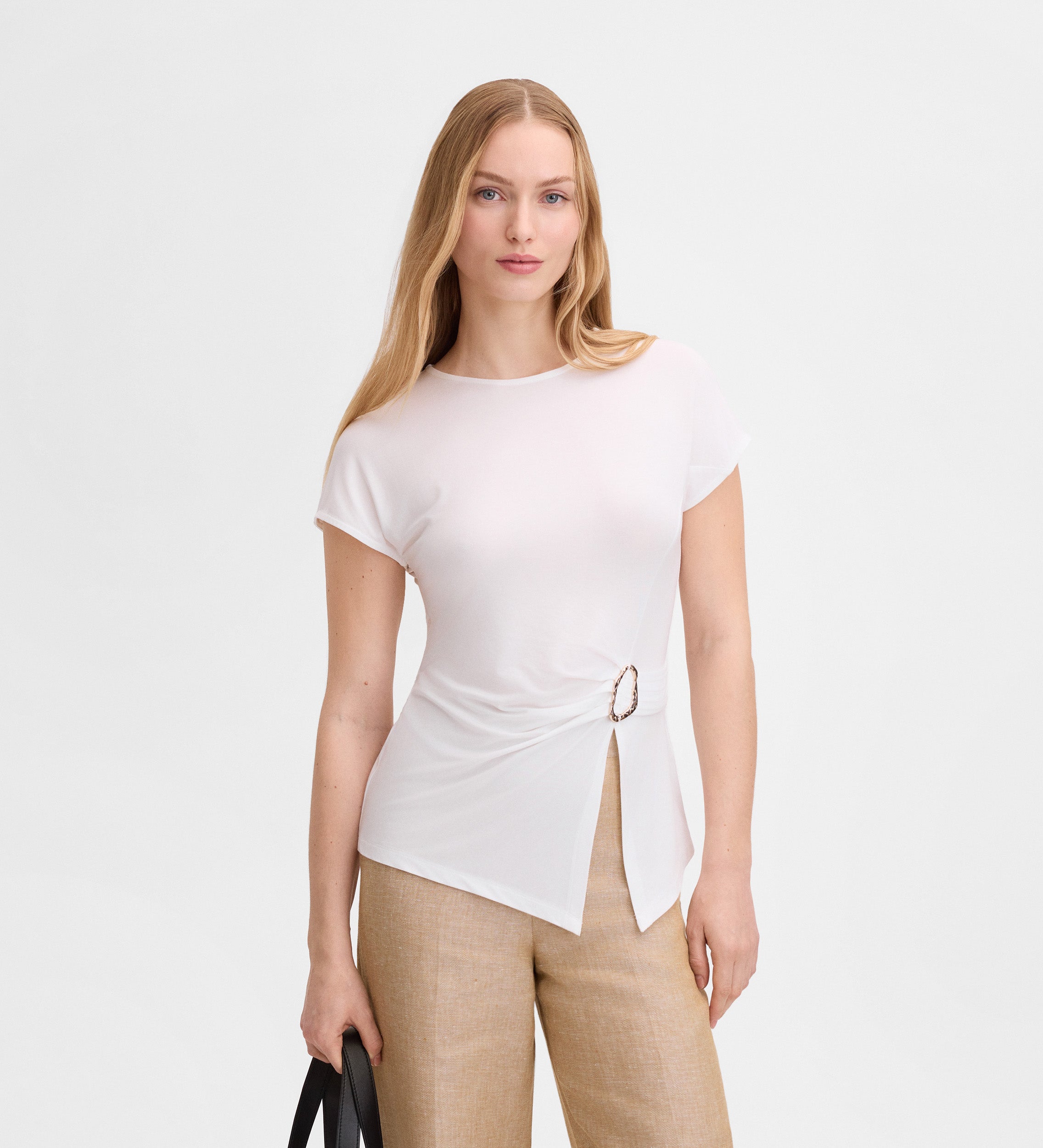 T-shirt asymétrique boucle