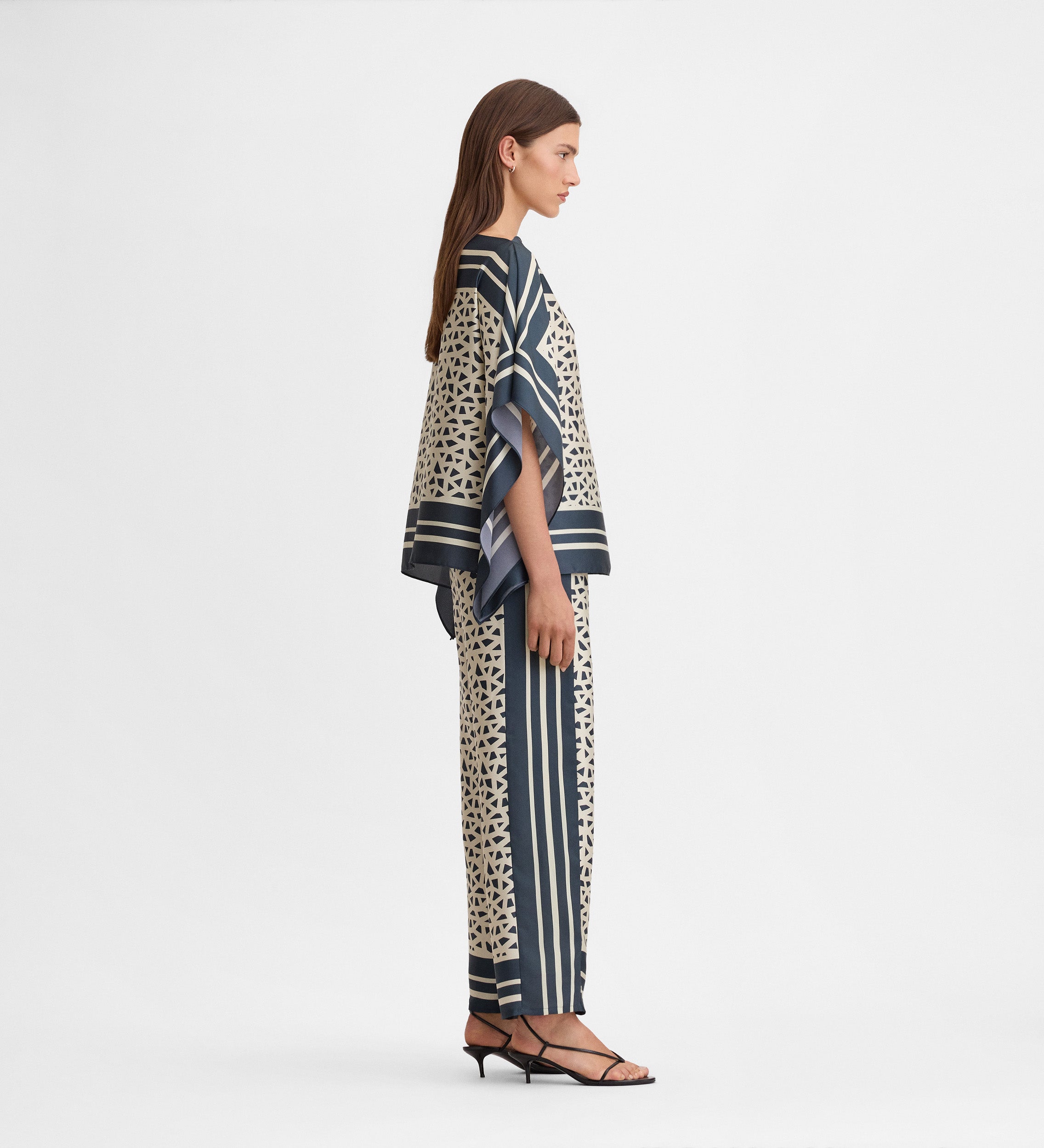 Scarf printed blouse