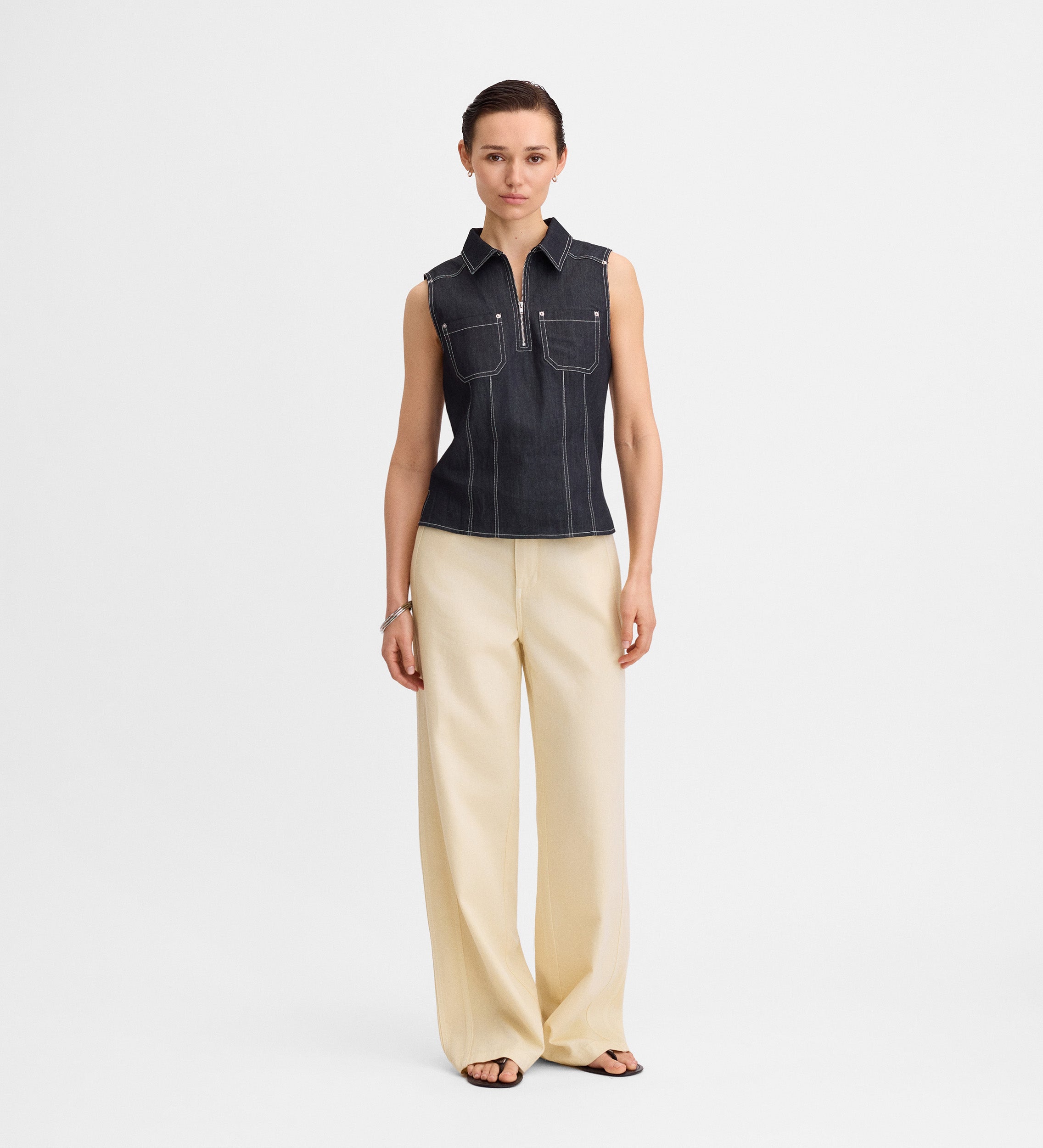 Top denim pespuntes