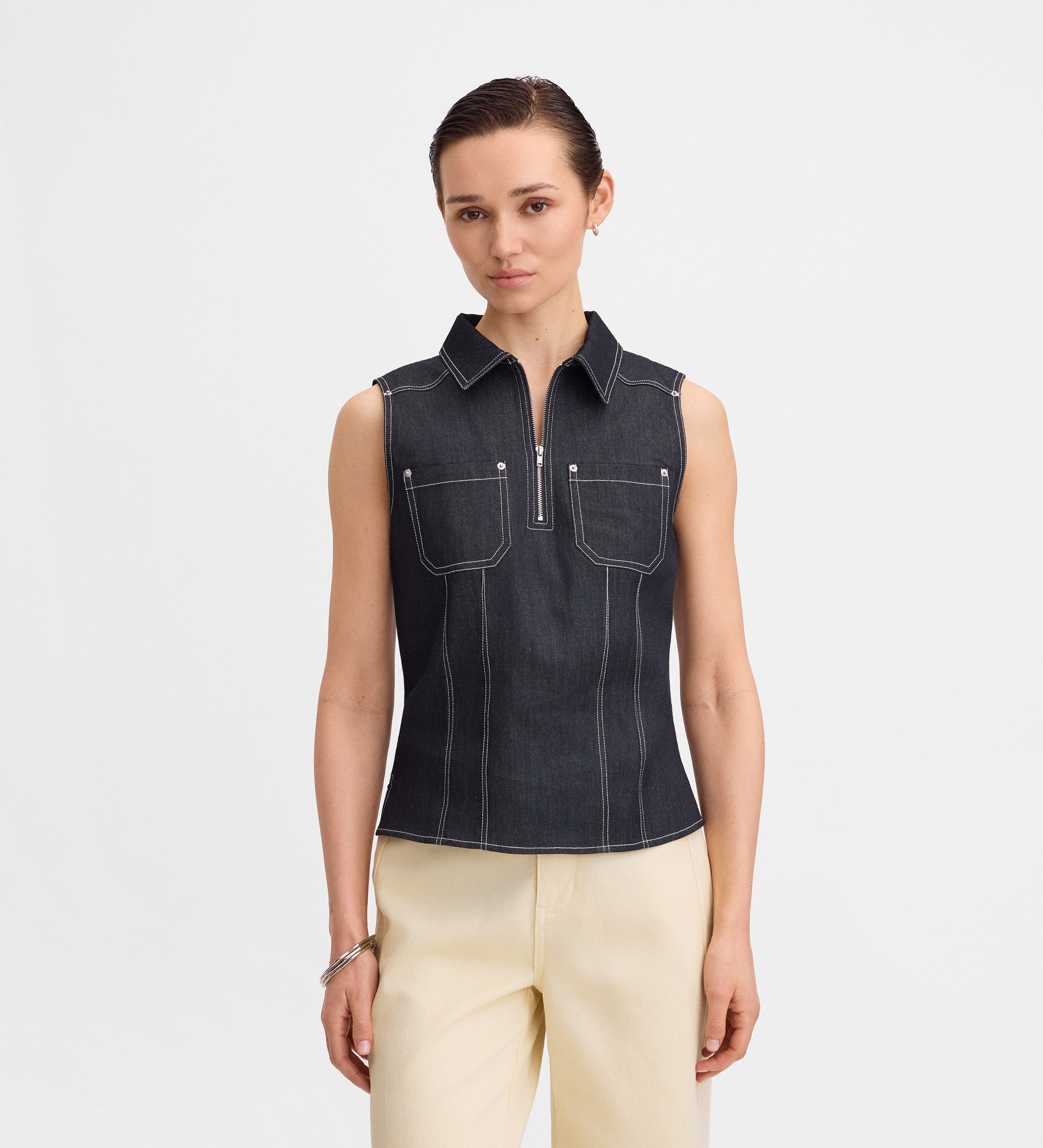 Top denim pespuntes