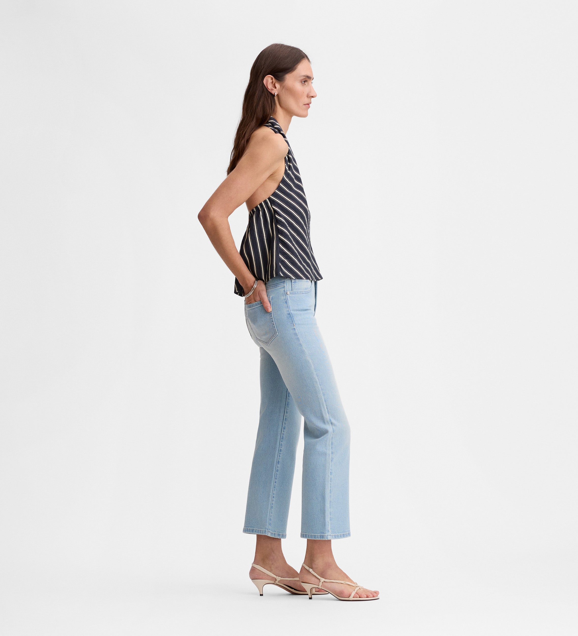 Flared cropped pants