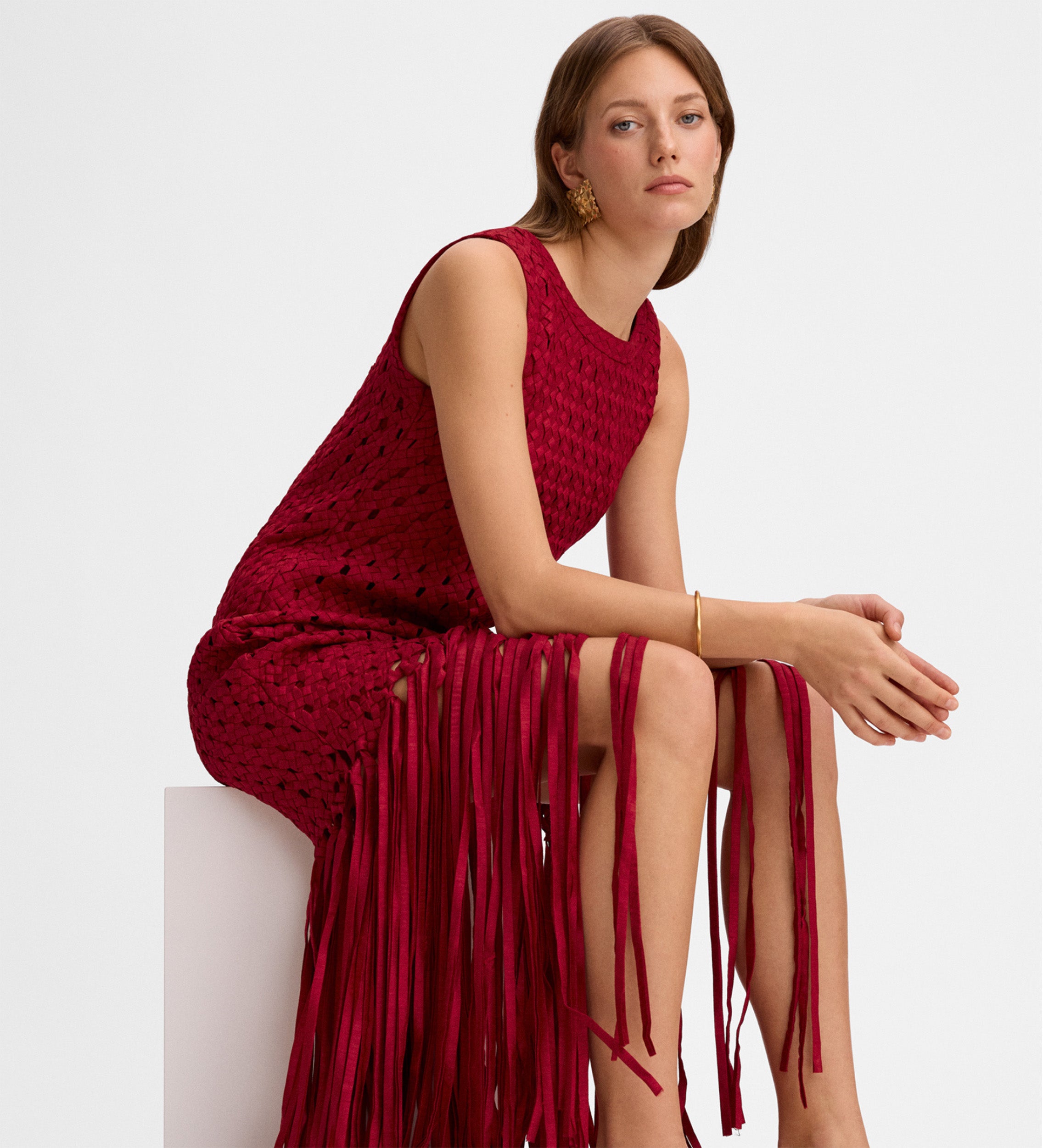 Vestido tafetán flecos