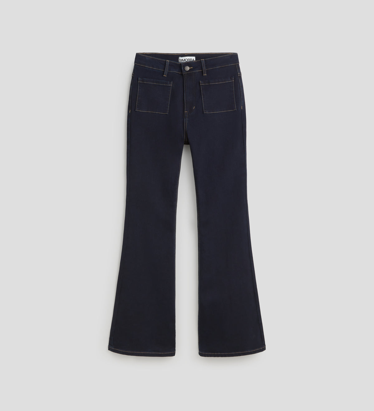 Pantalón vaquero bolsillos parche