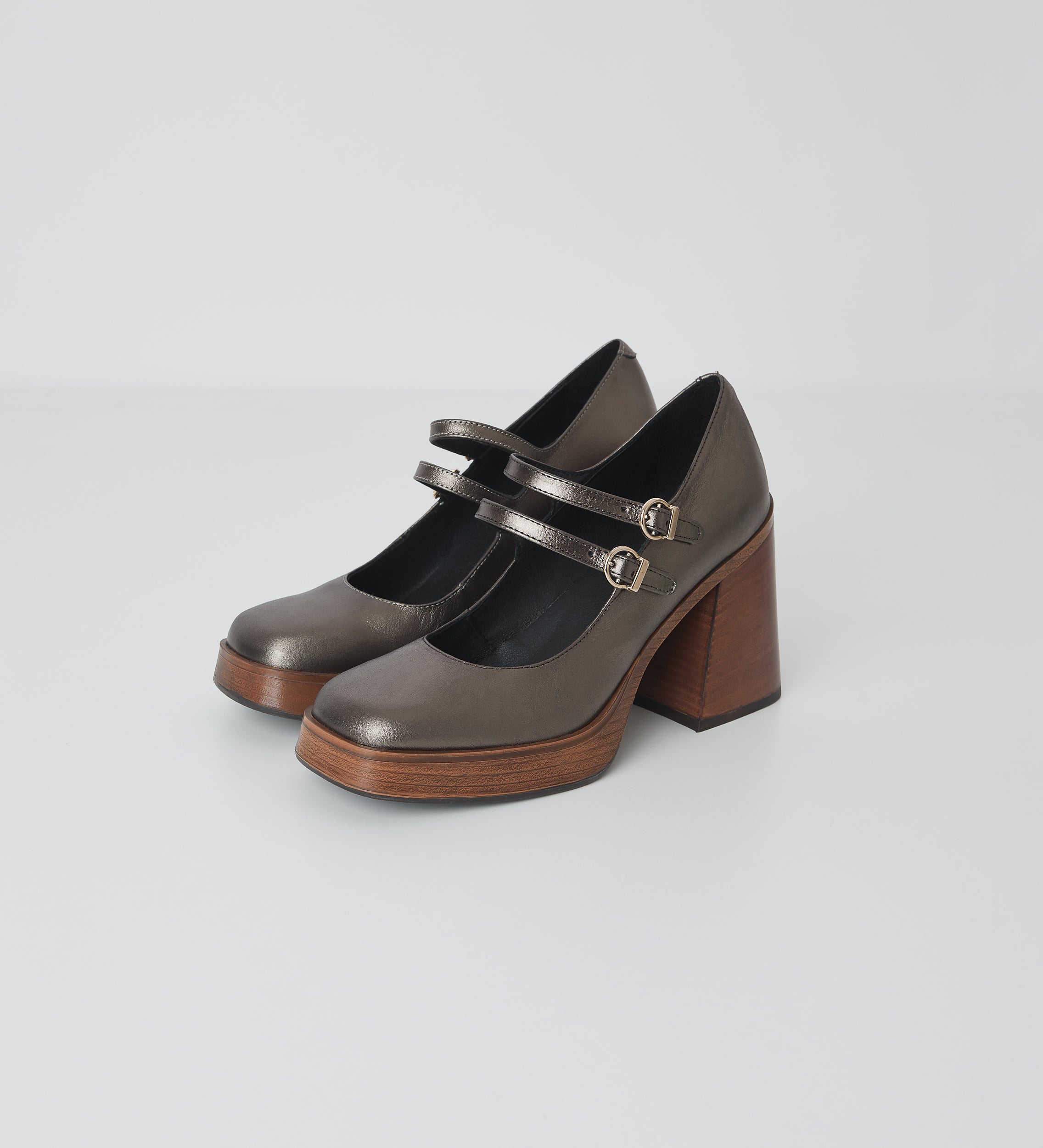 High-heels