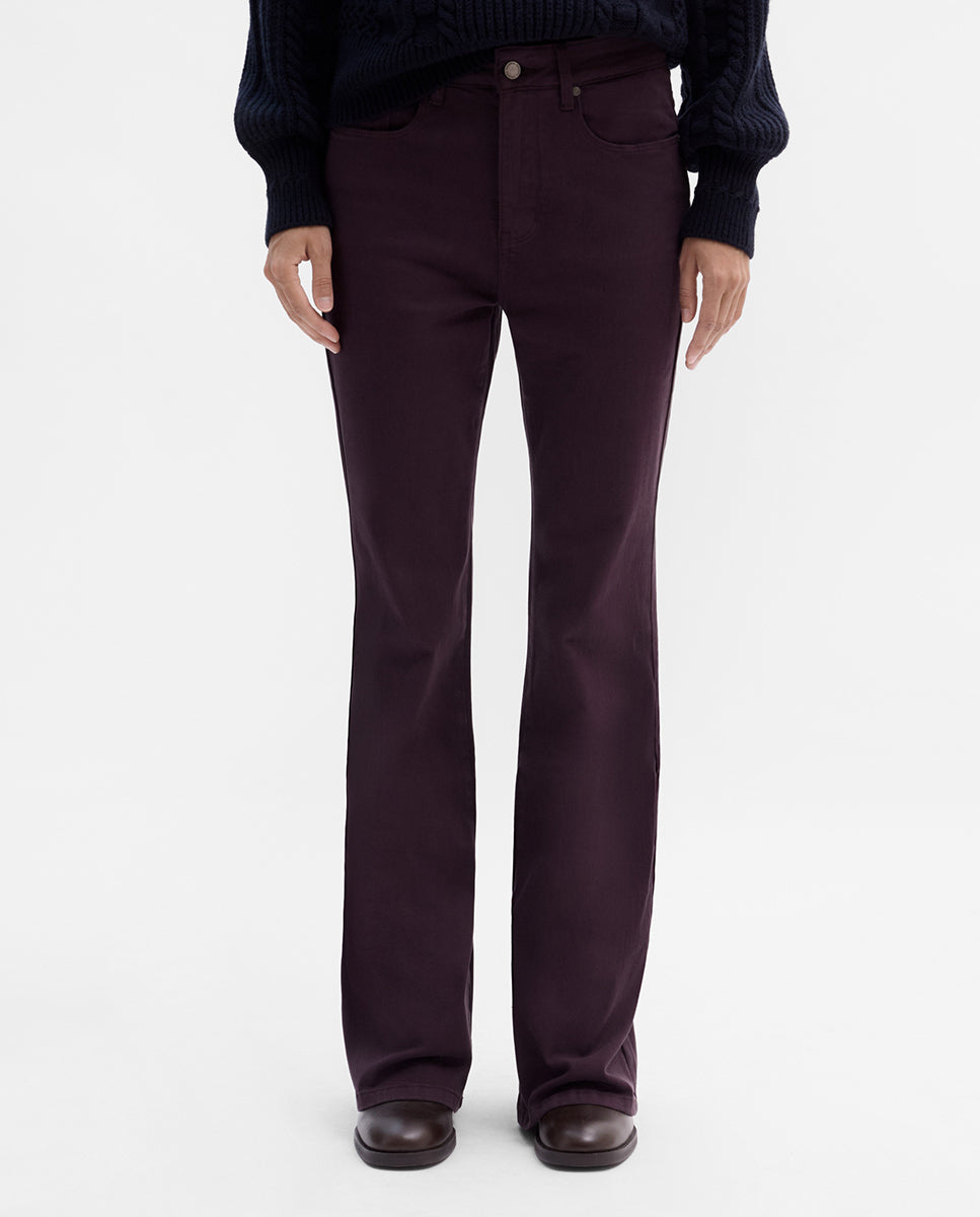 Pantalón vaquero acampanado