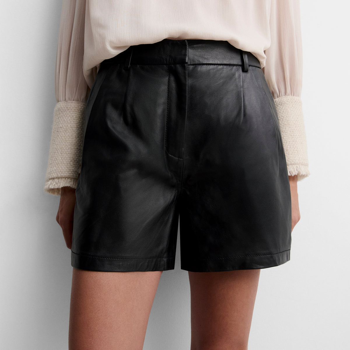 Pantalón corto napa