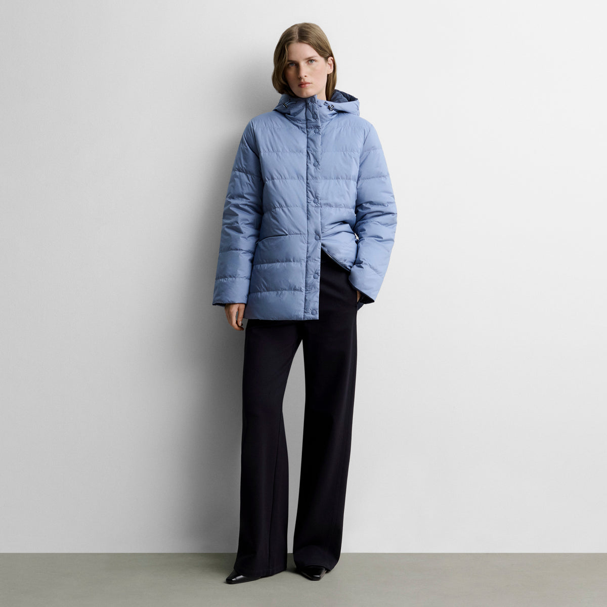 Short reversible puffer jacket