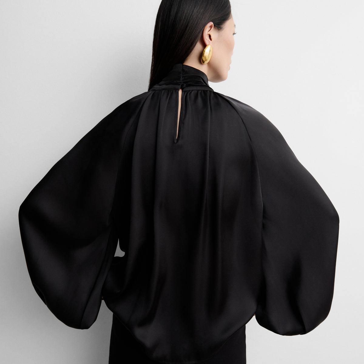Blusa fluida satinada