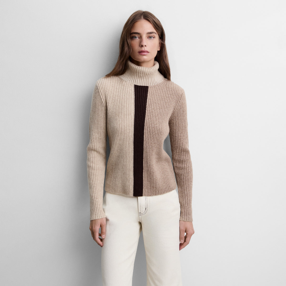Three-tone knit sweater