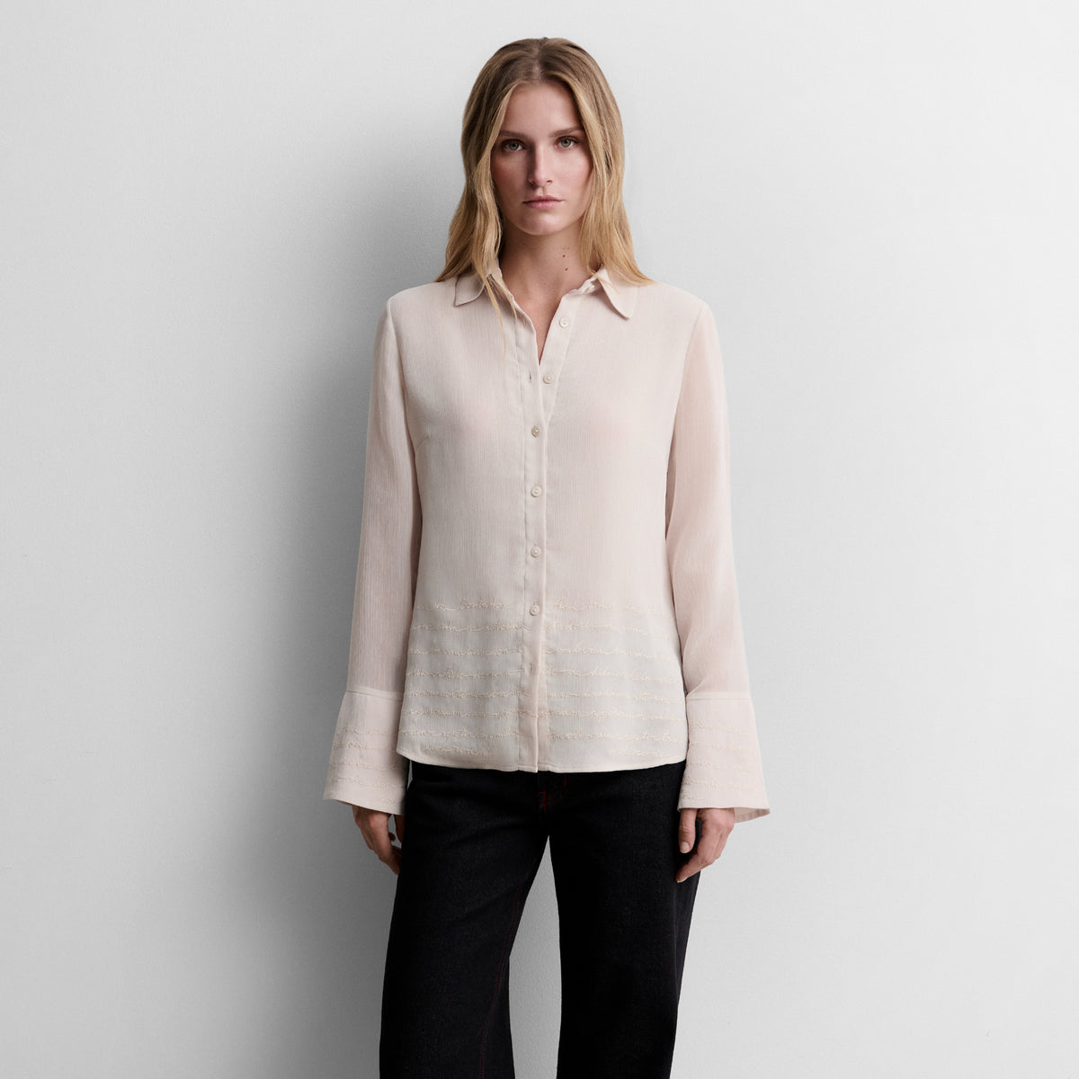 Camisa fluida bordada