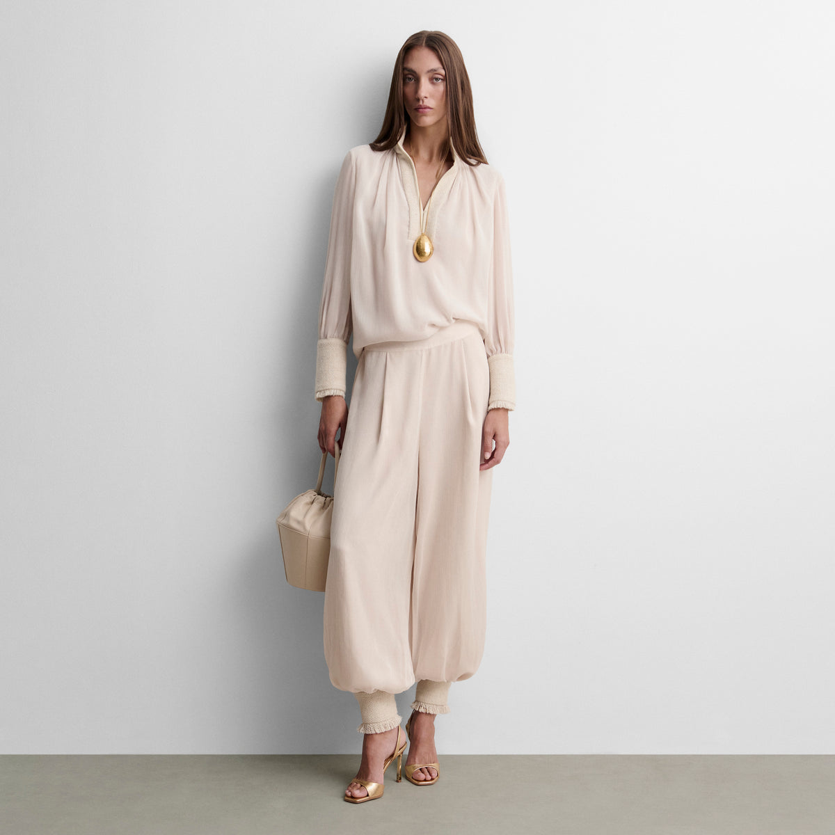 Pantalon bouffant à poignets