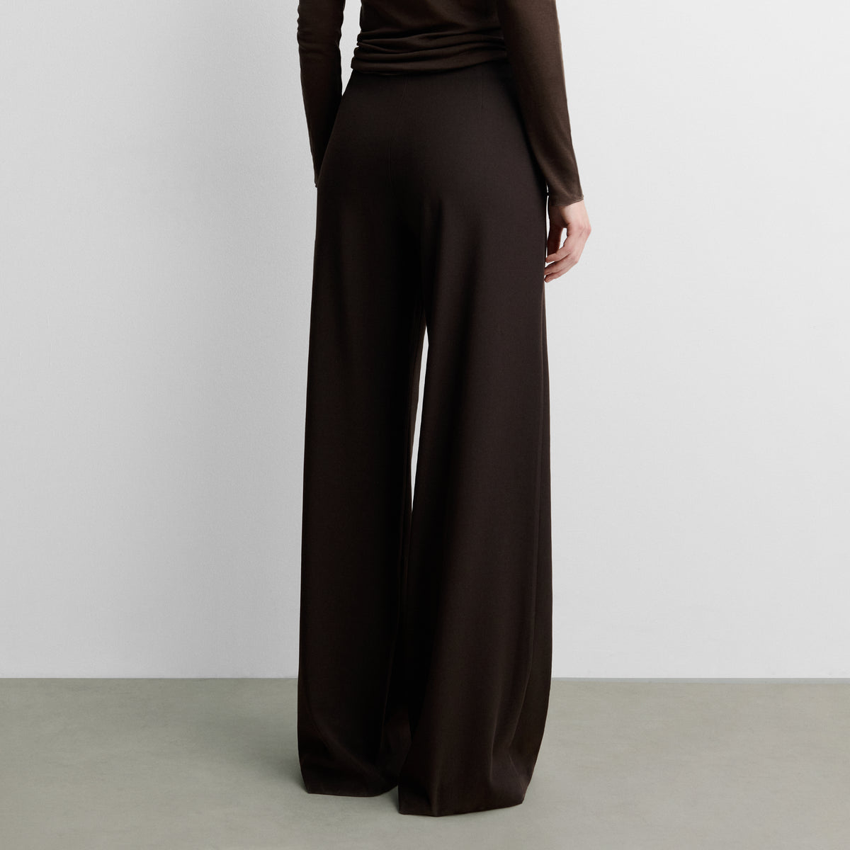 Pantalón ancho tiro alto