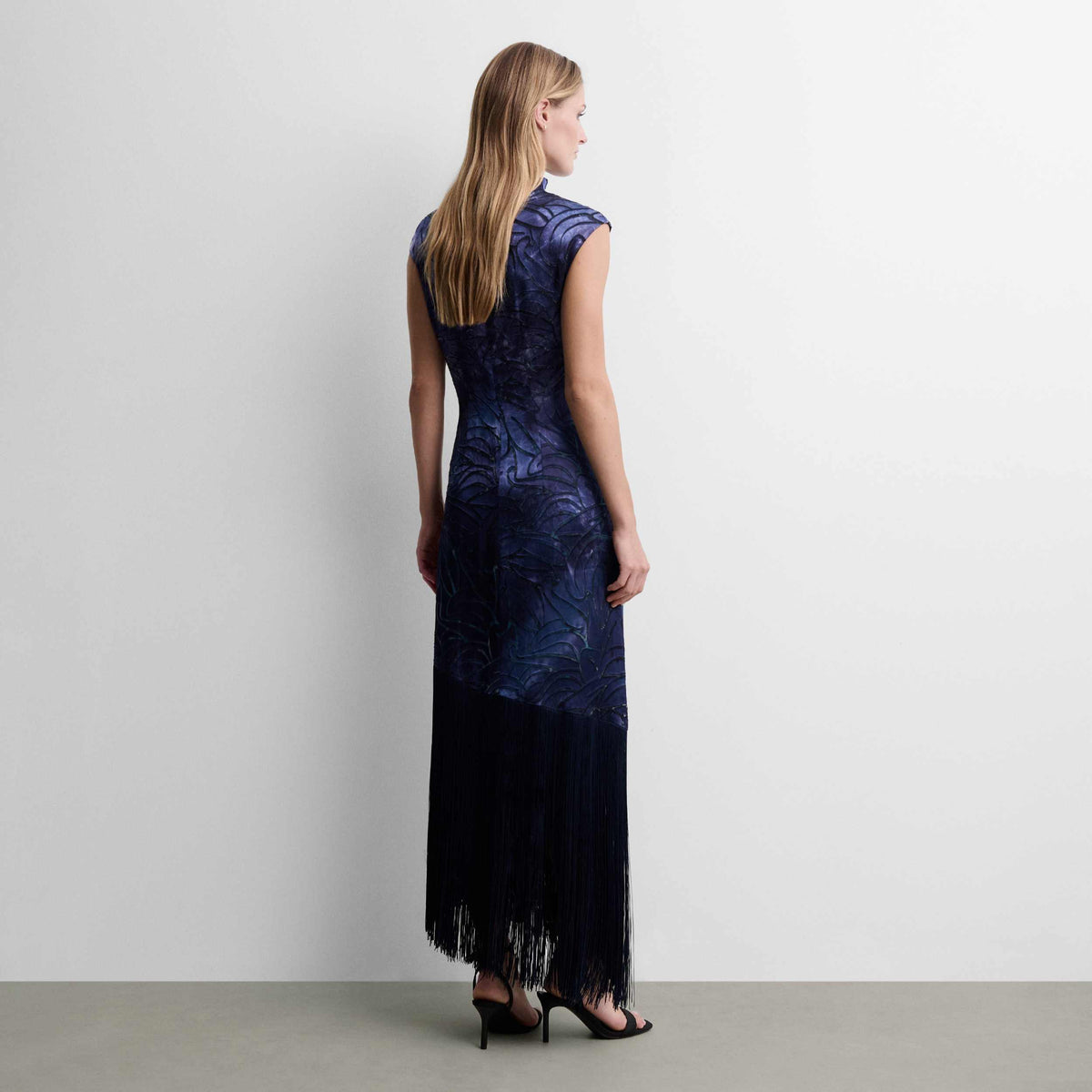 Midi dress with fringe