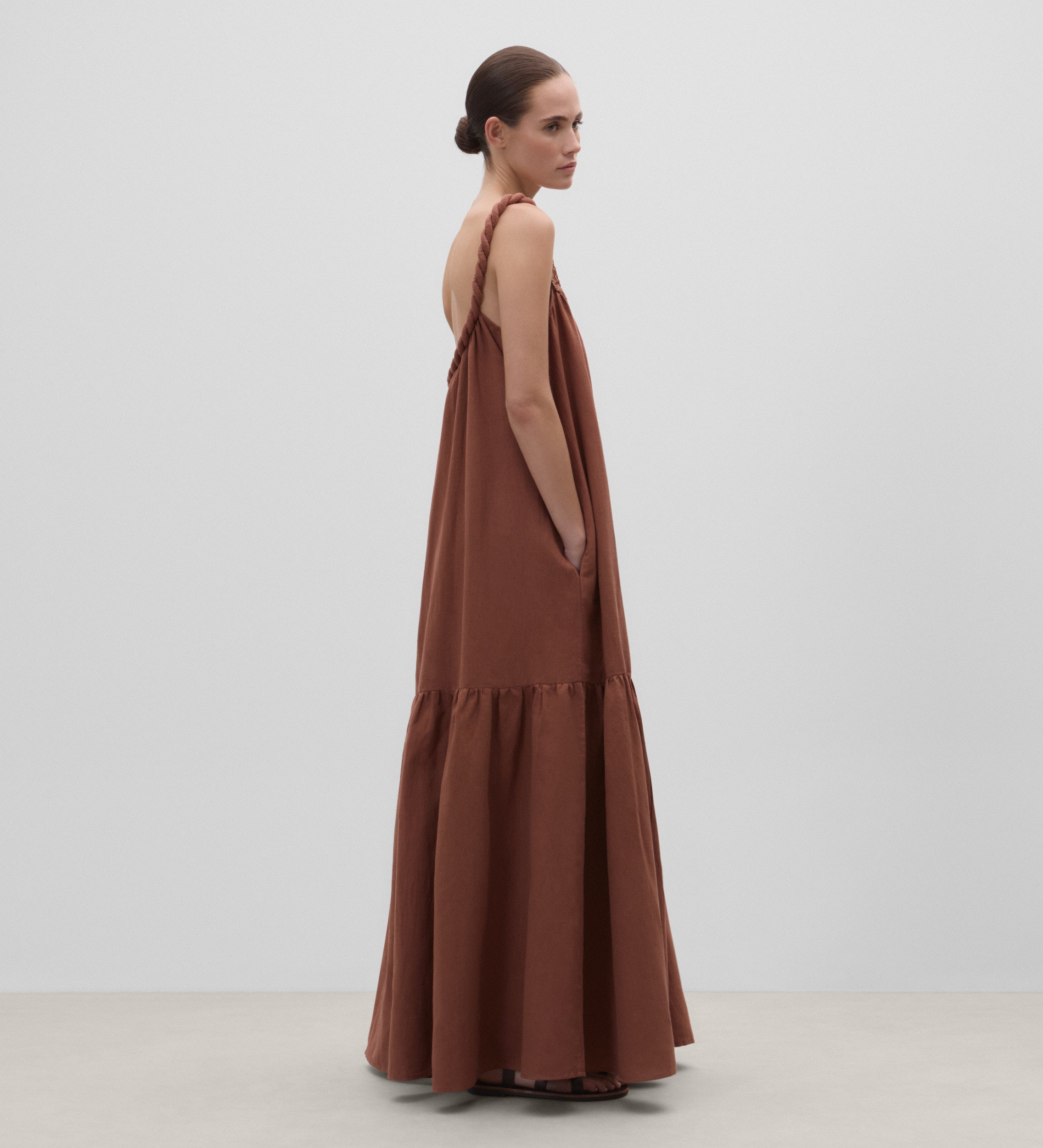 Vestido espalda descubierta