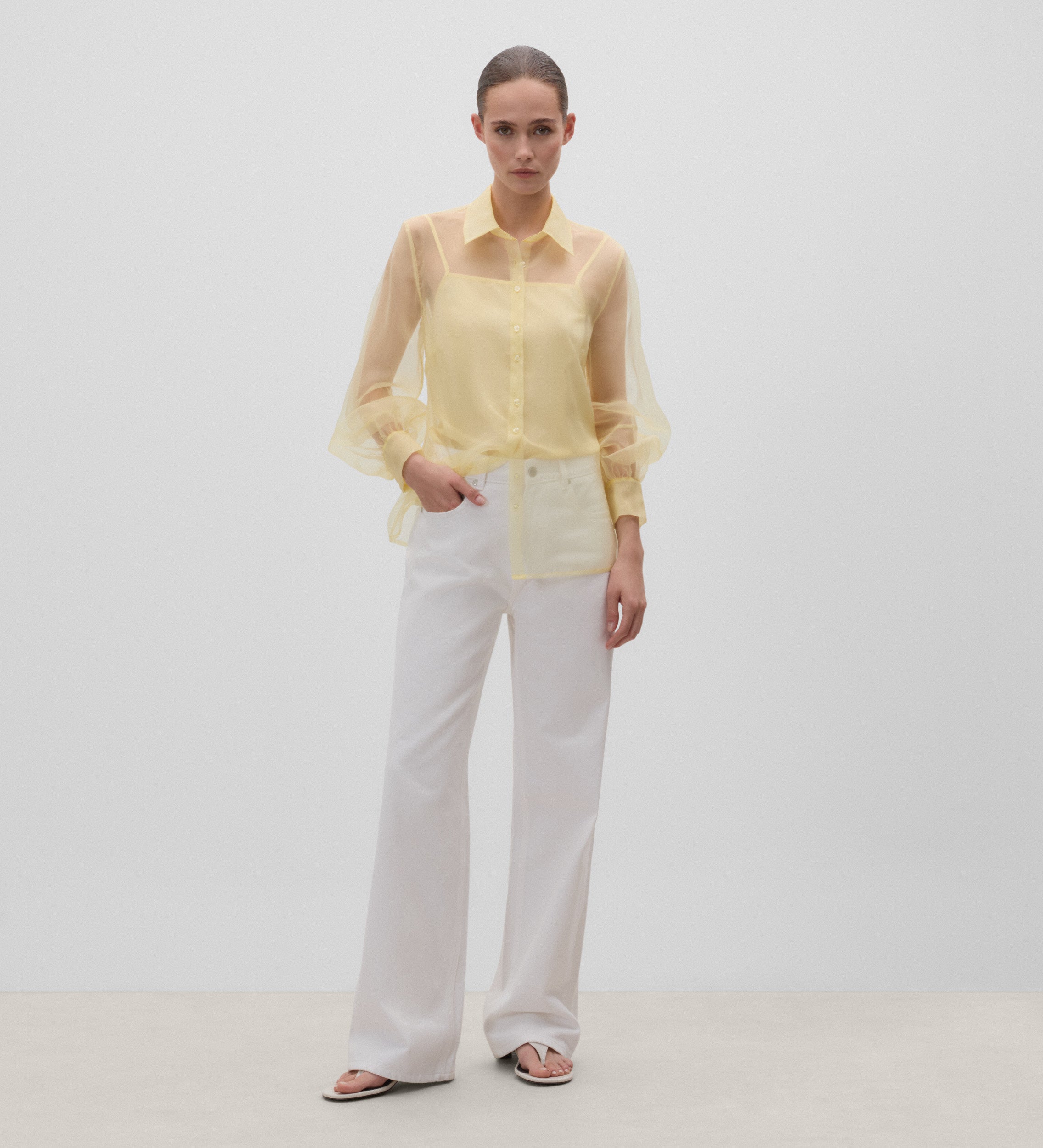 Blusa organza manga larga