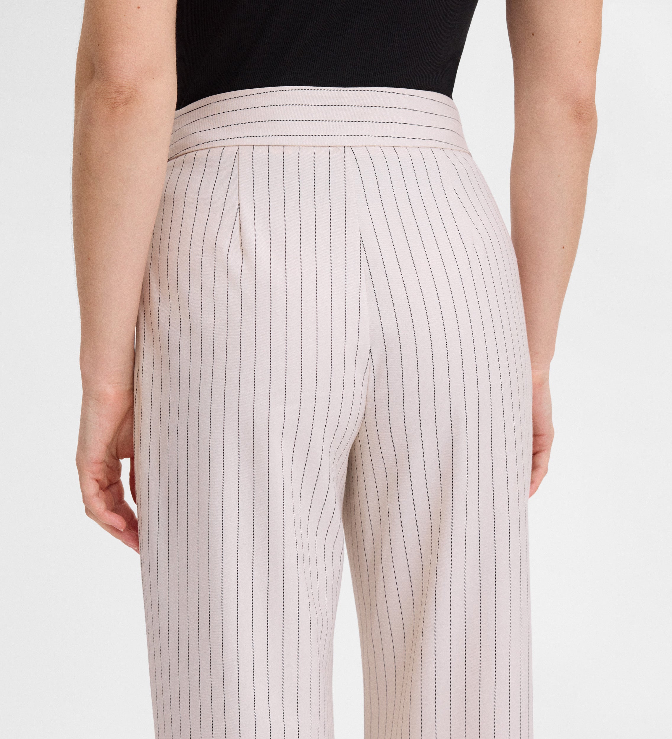 Pantalón raya diplomática