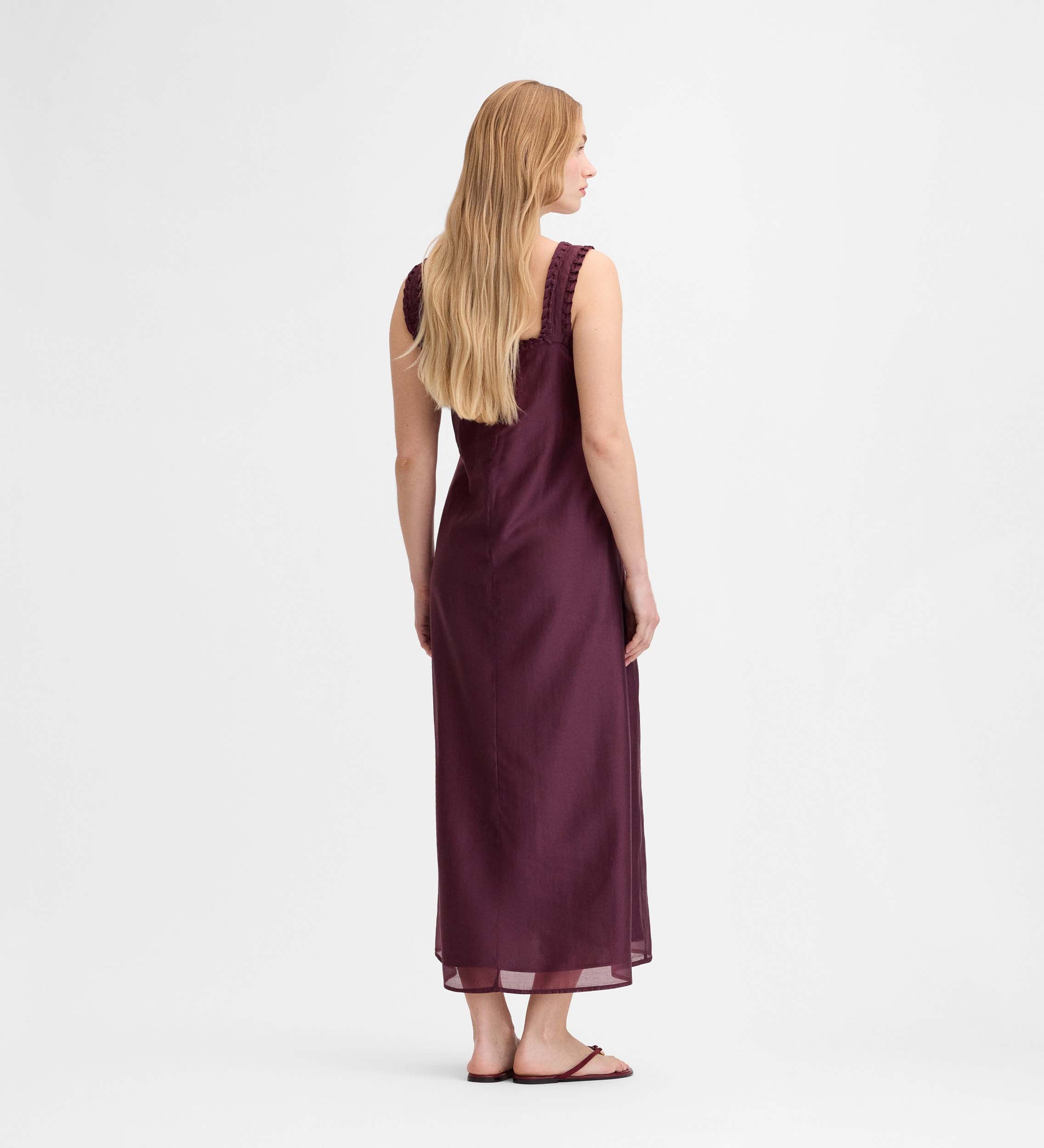 Long dress braided detail