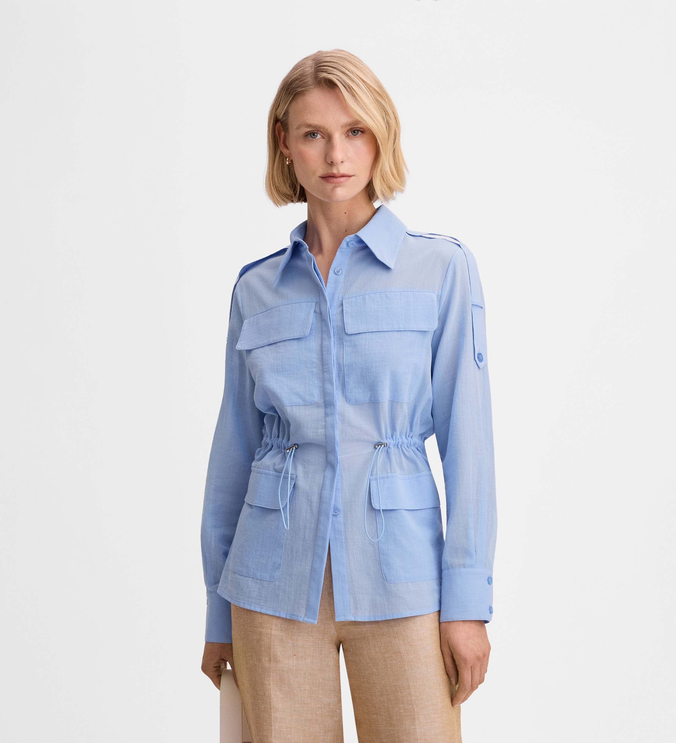 Camisa sahariana entallada