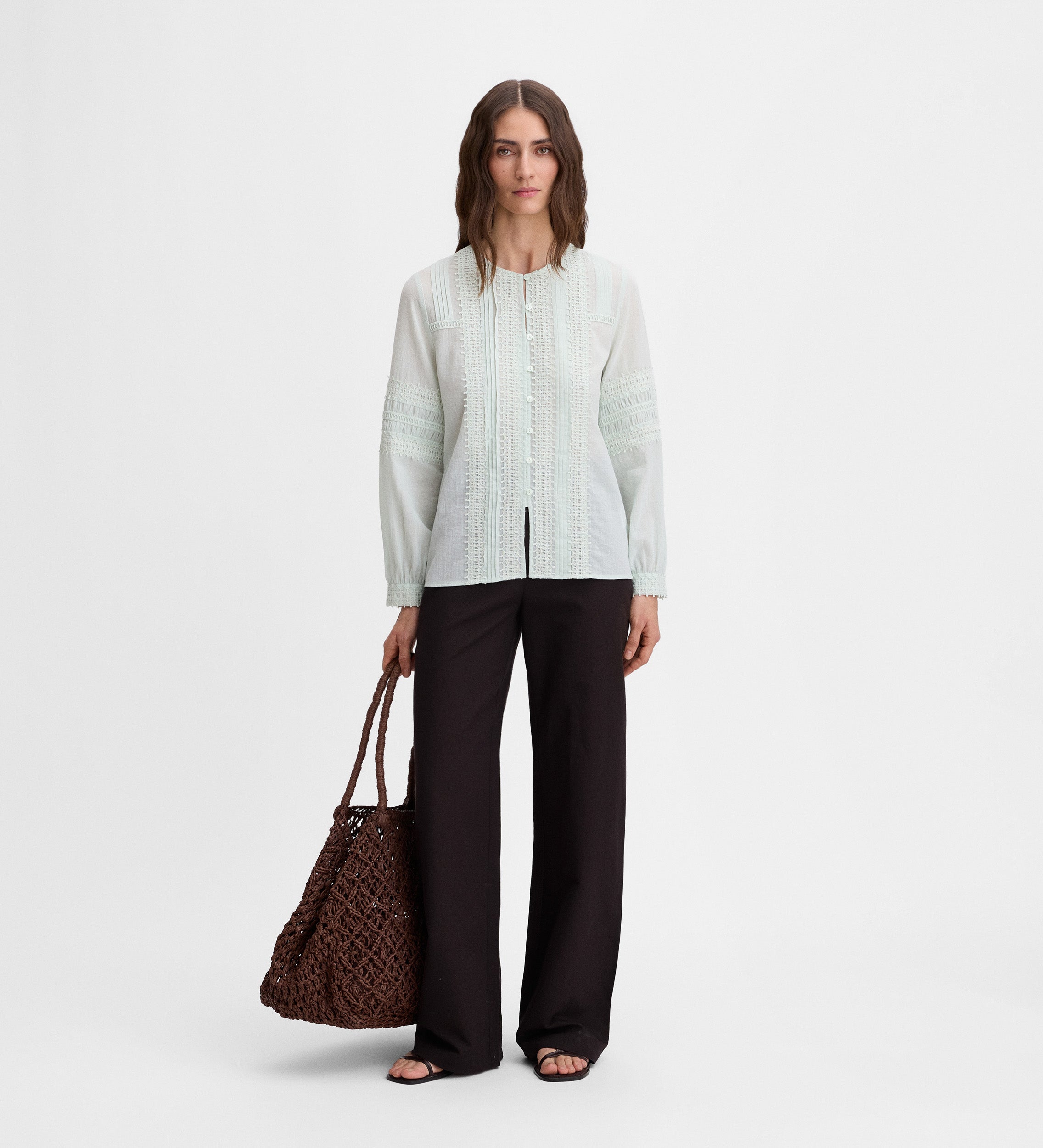 Blusa con pasamanerias