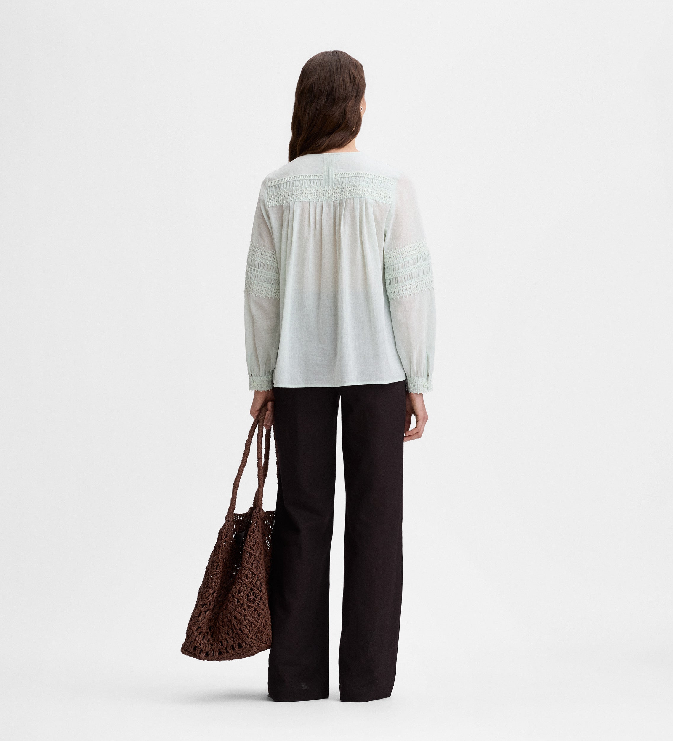 Blusa con pasamanerias
