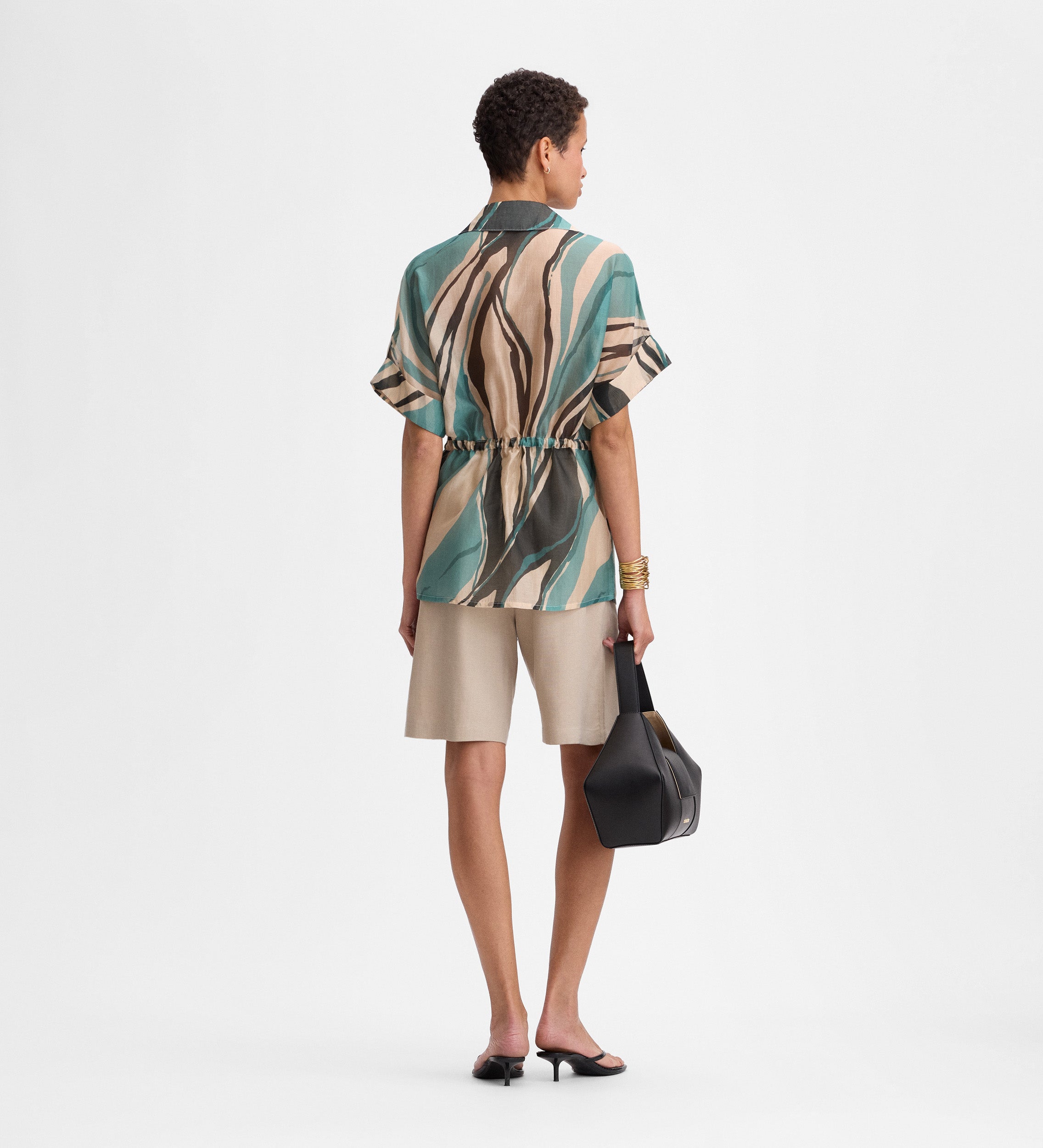 Blusa estampada semitransparante