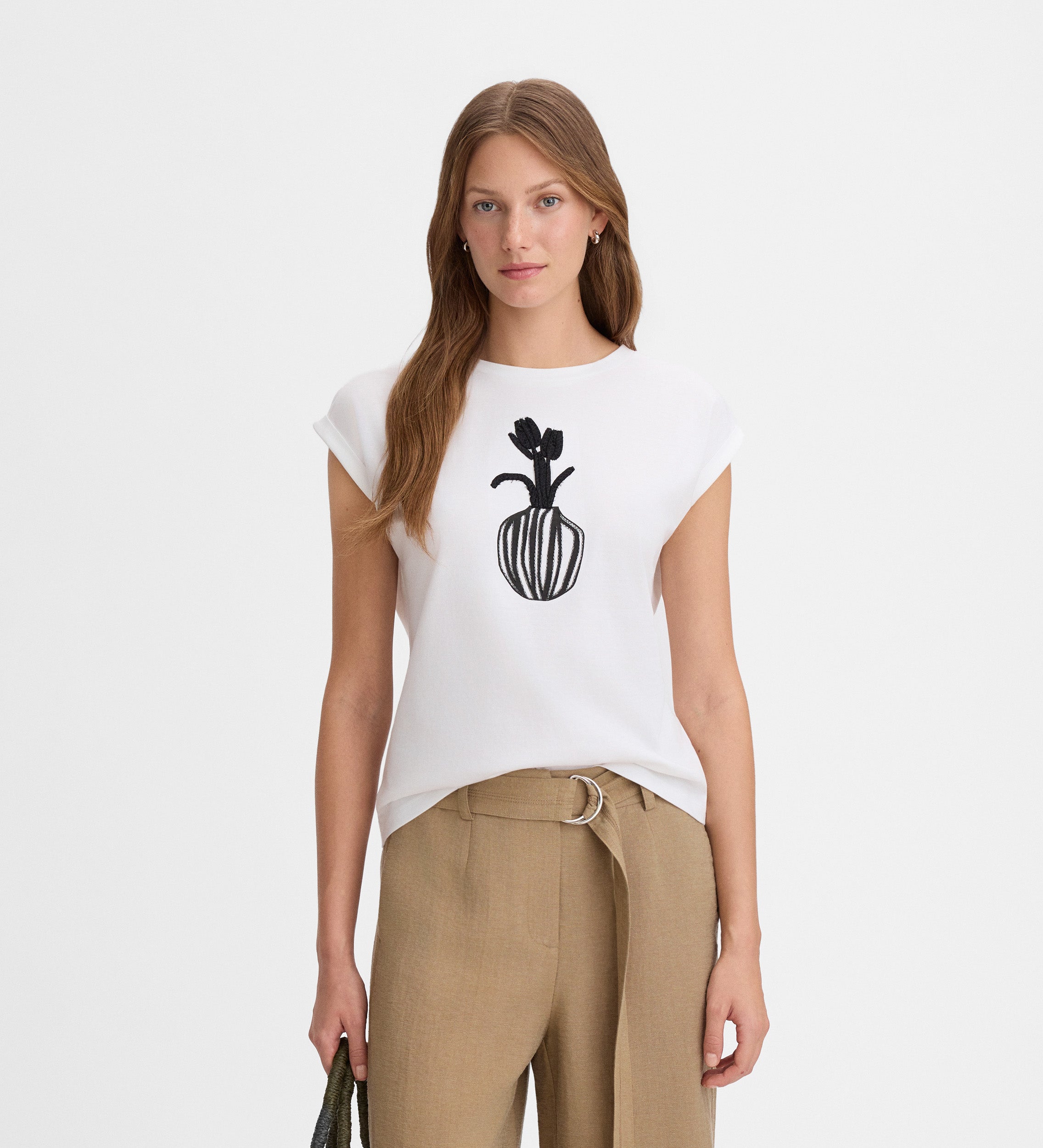 T-shirt brodé fleurs
