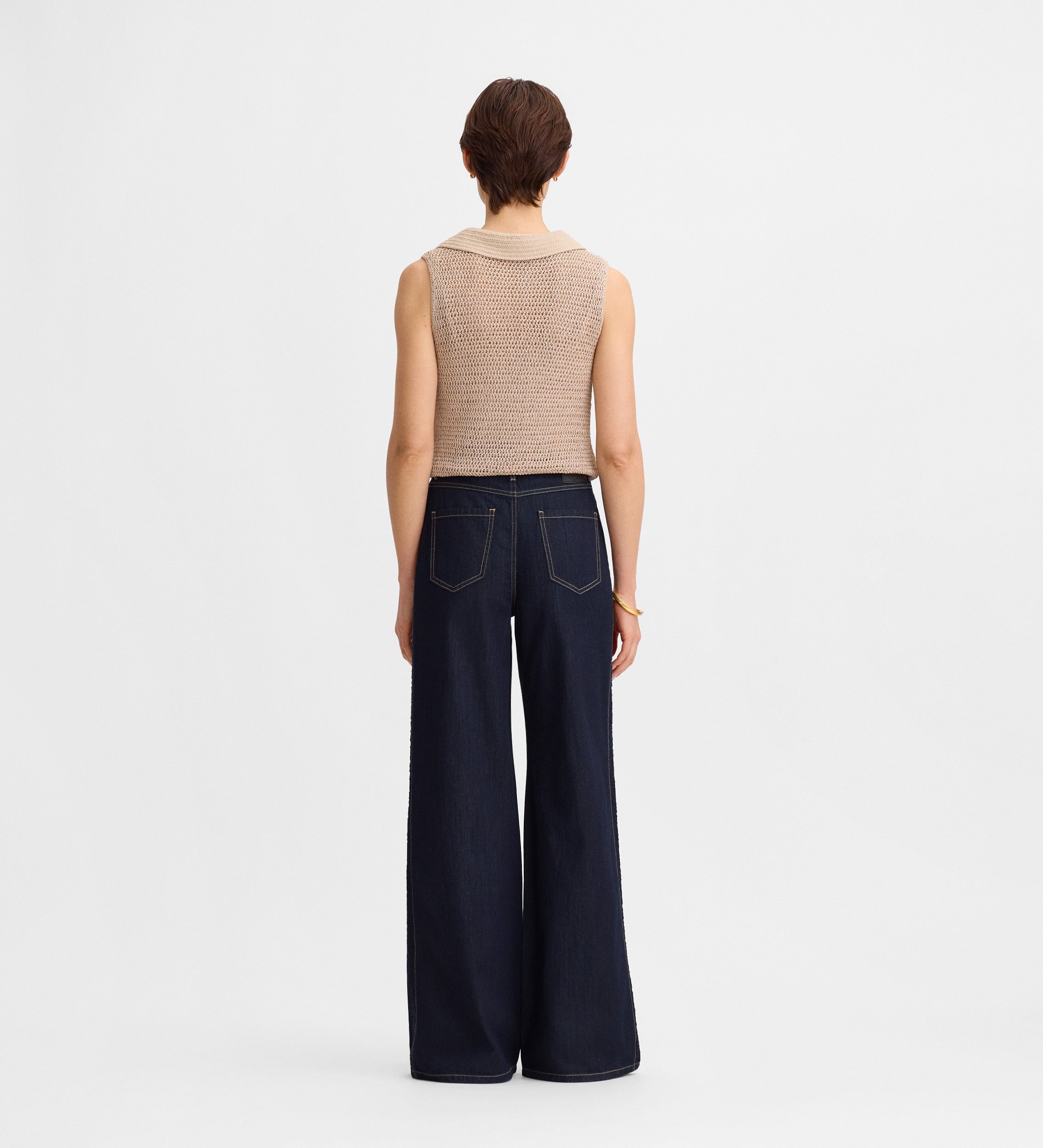 Pantalón vaquero ancho bordado
