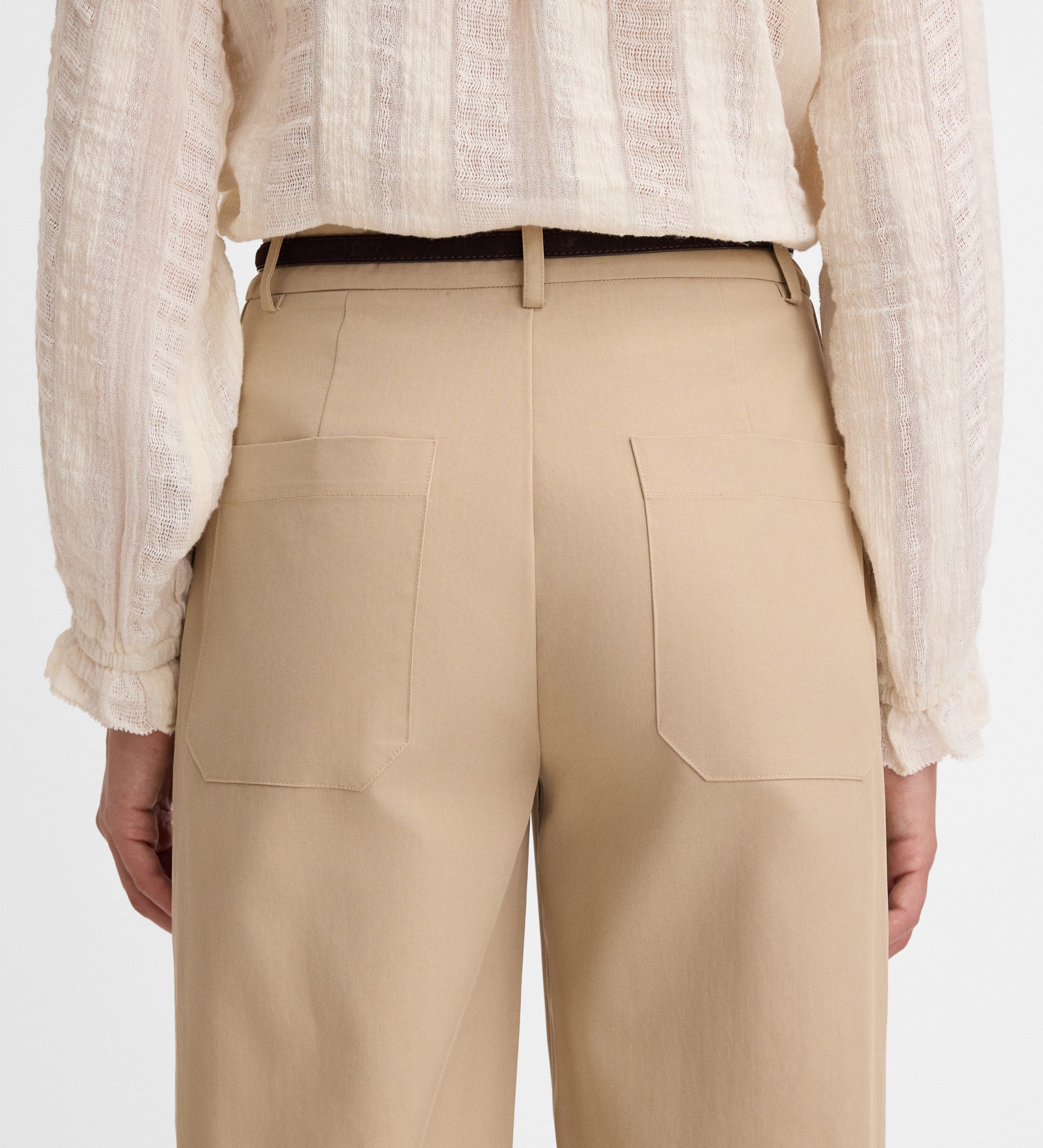 Pantalón largo ancho