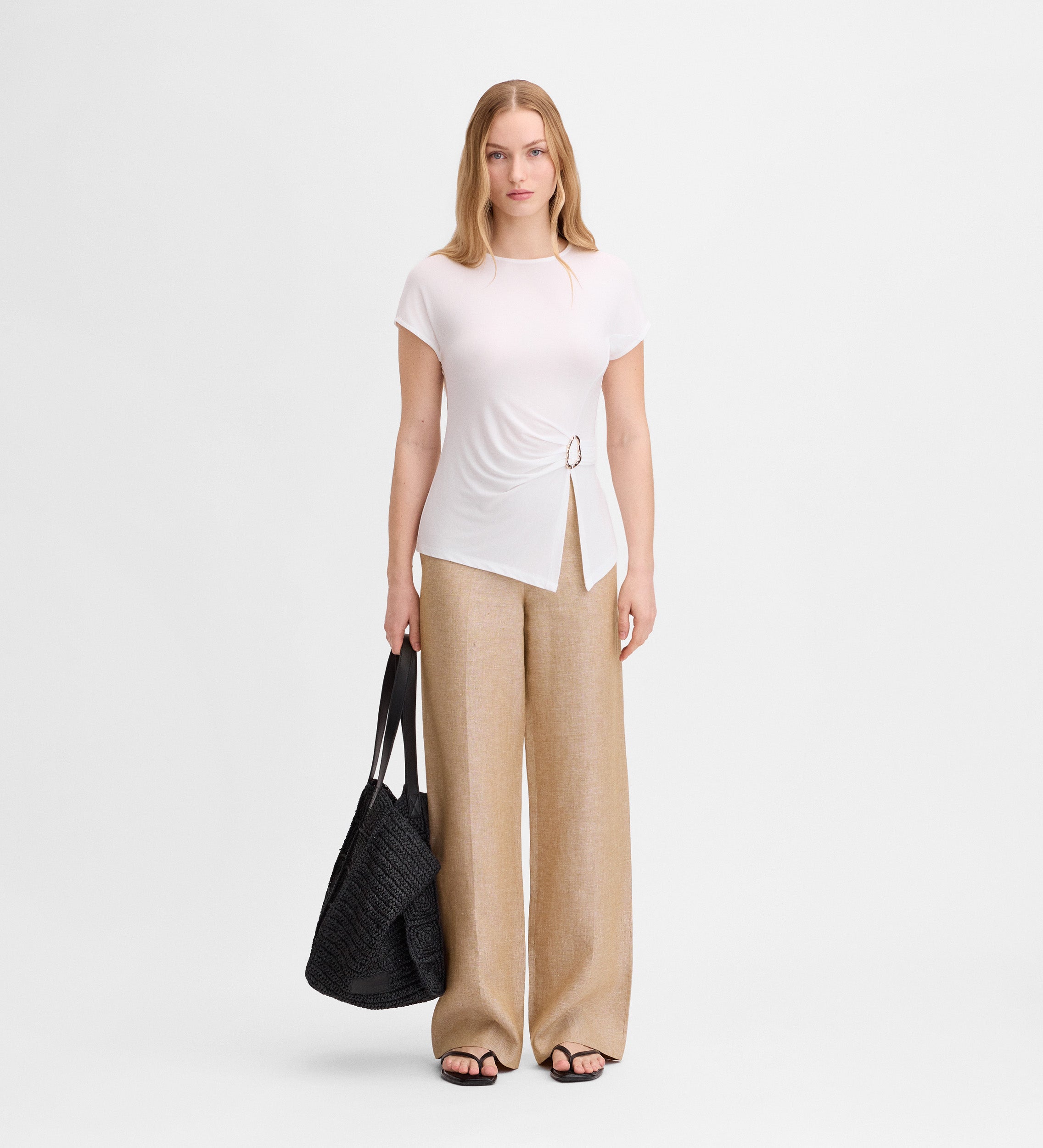 T-shirt asymétrique boucle