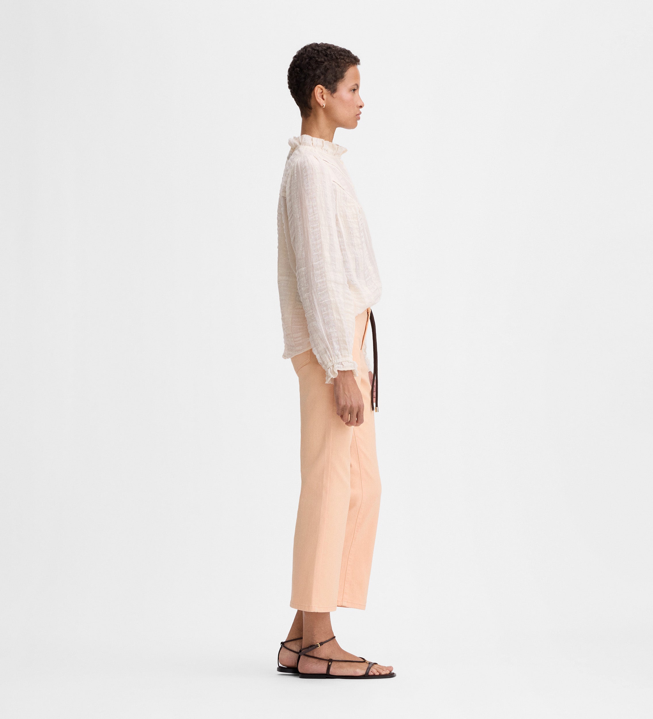 Pantalón crop acampanado