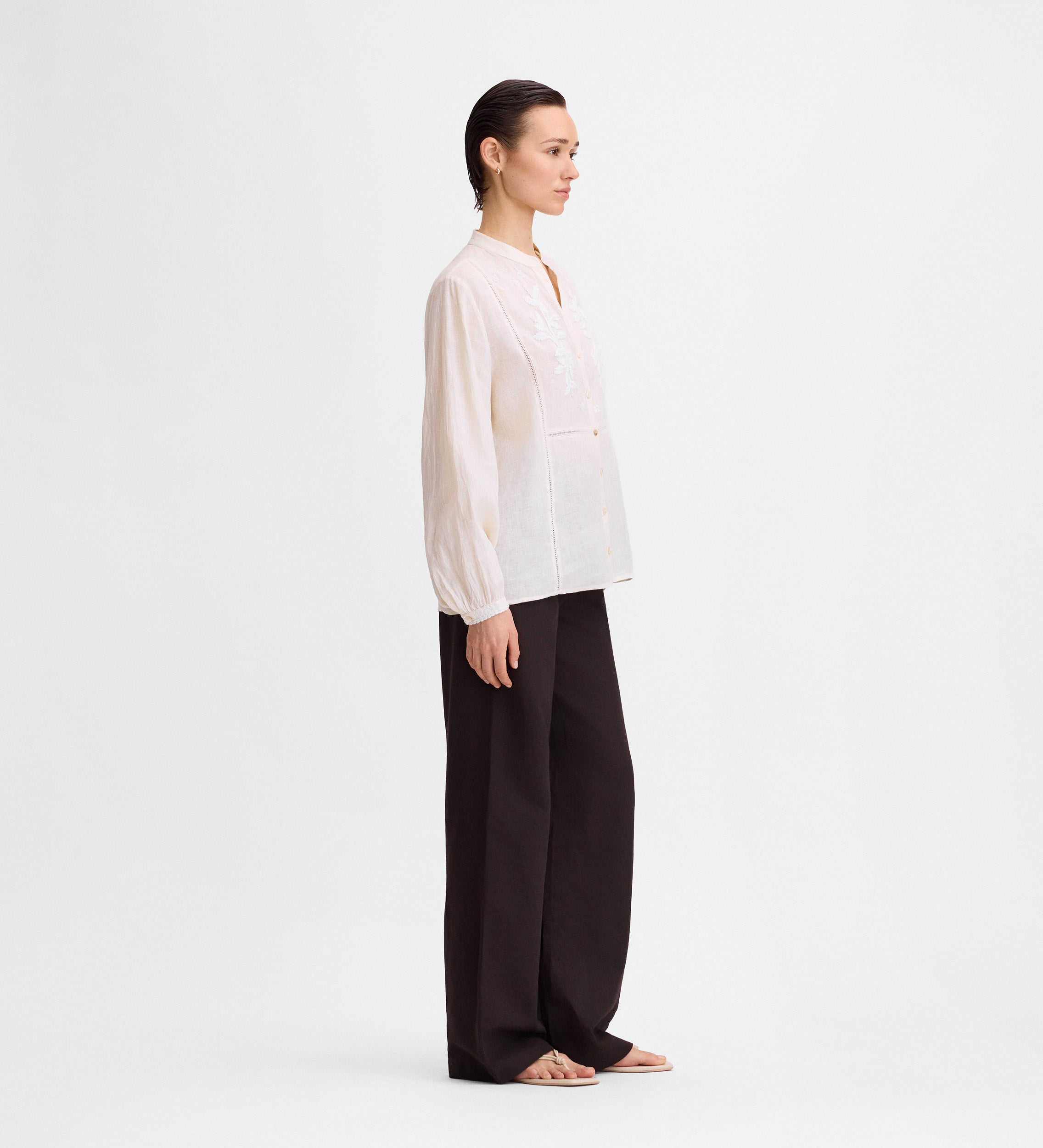 Blusa lino bordados