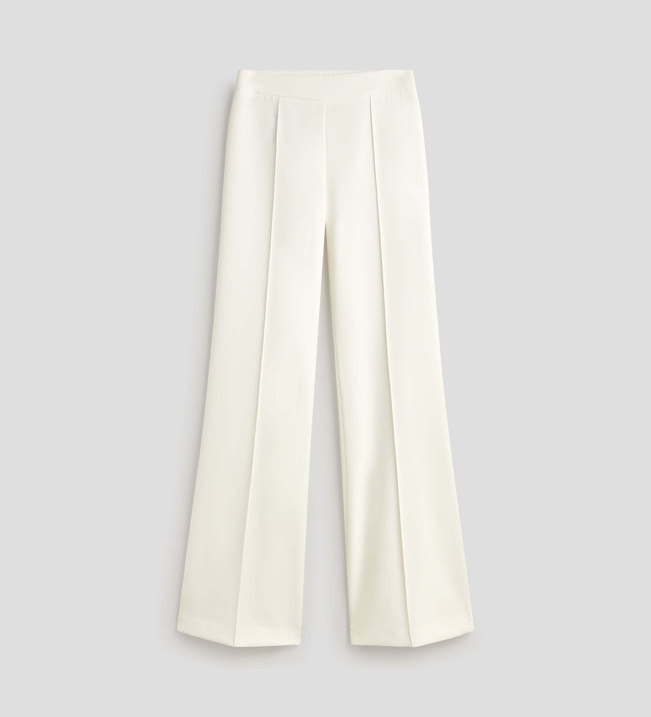 Pantalón acampanado