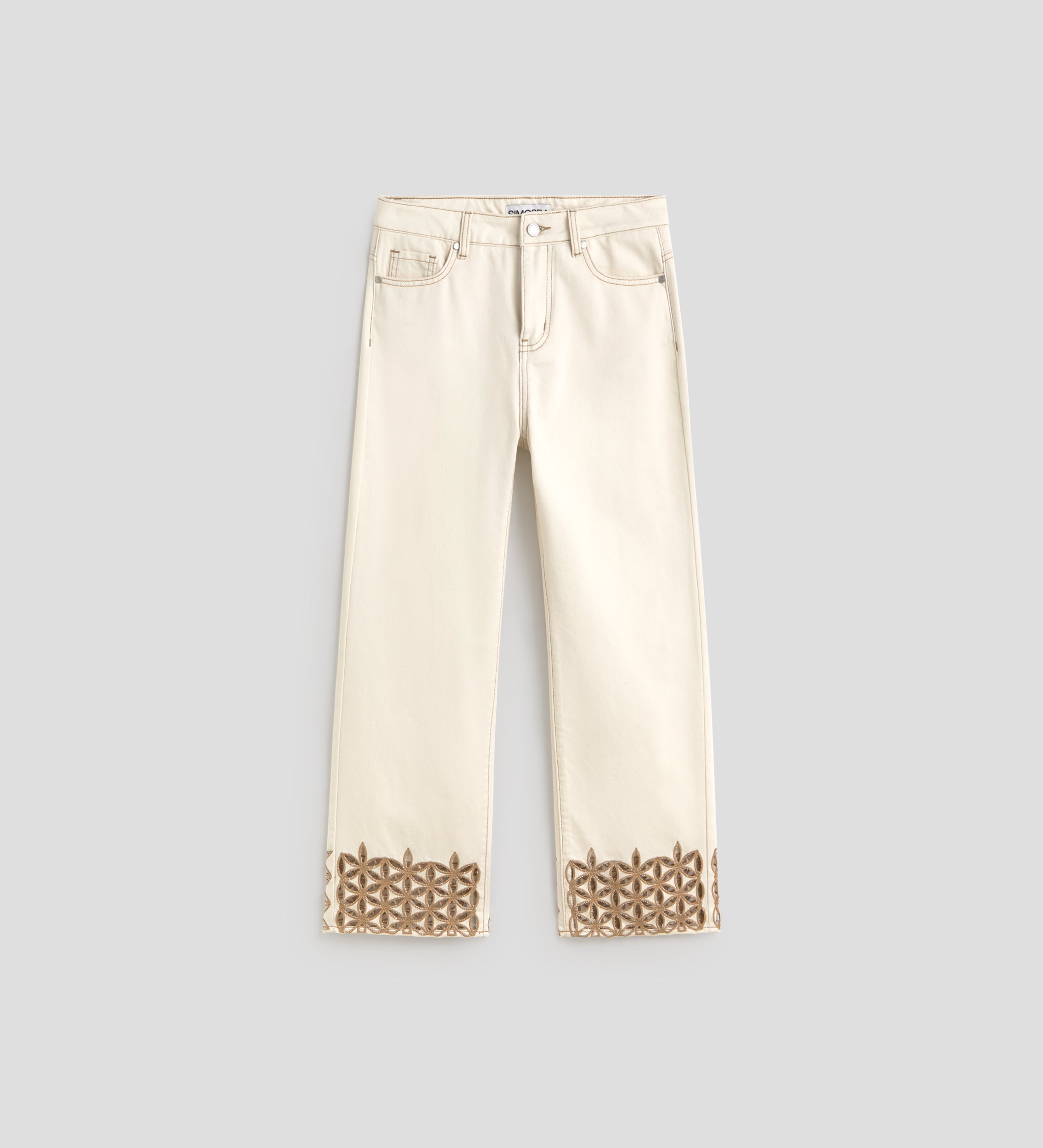 Pantalón crop bordado decorativo