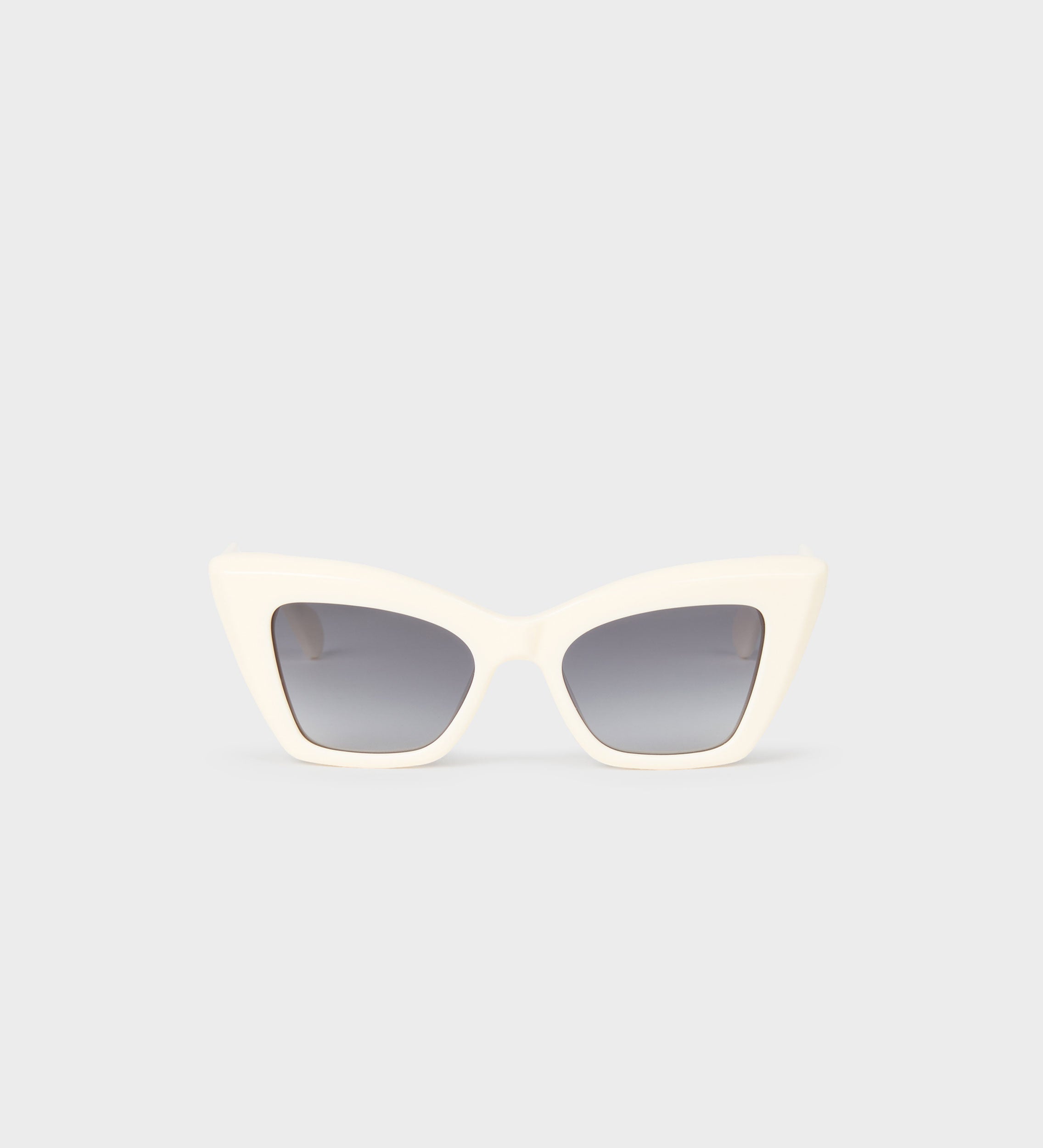 Cat eye sunglasses