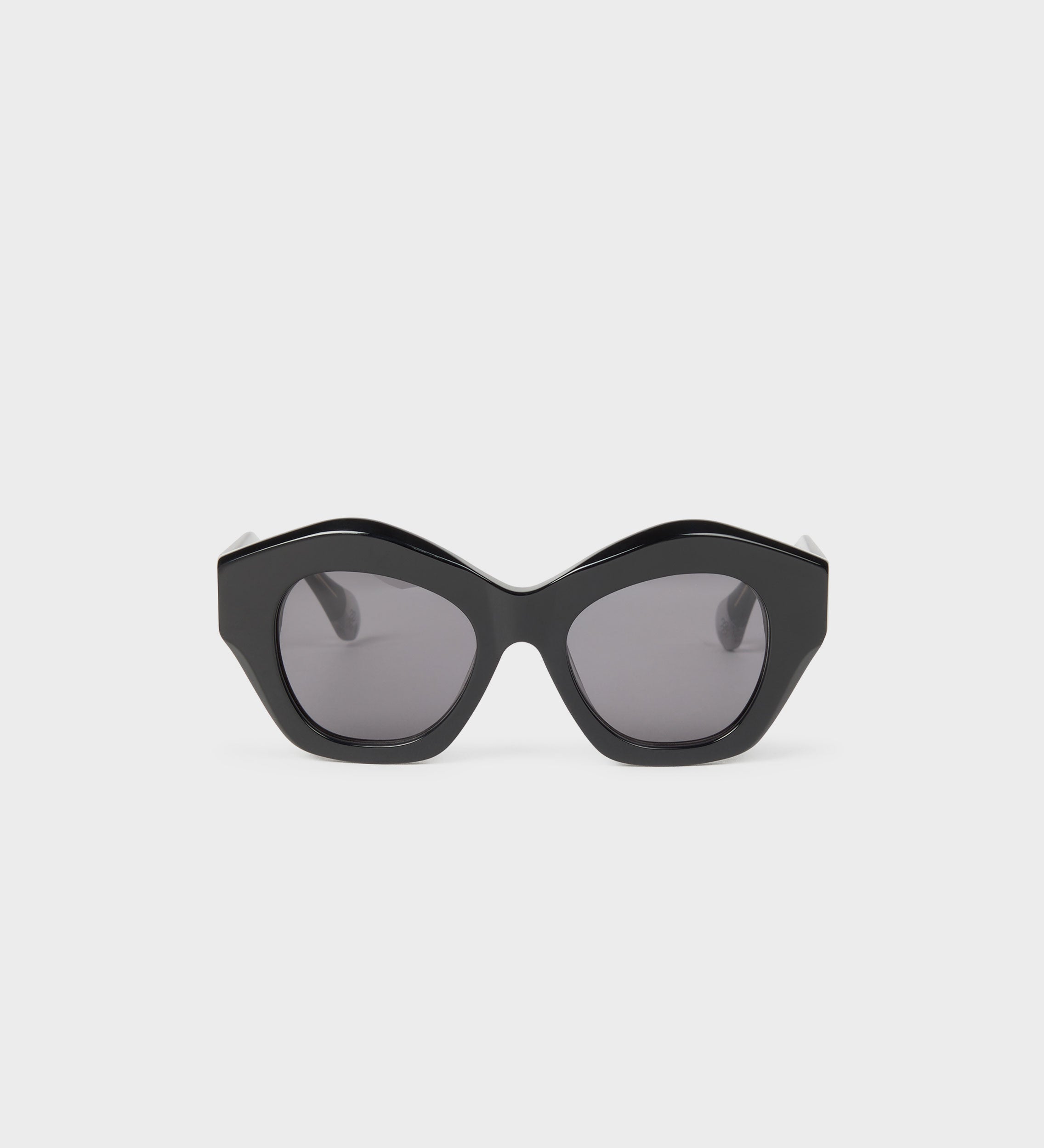 Oversized oval sunglasses