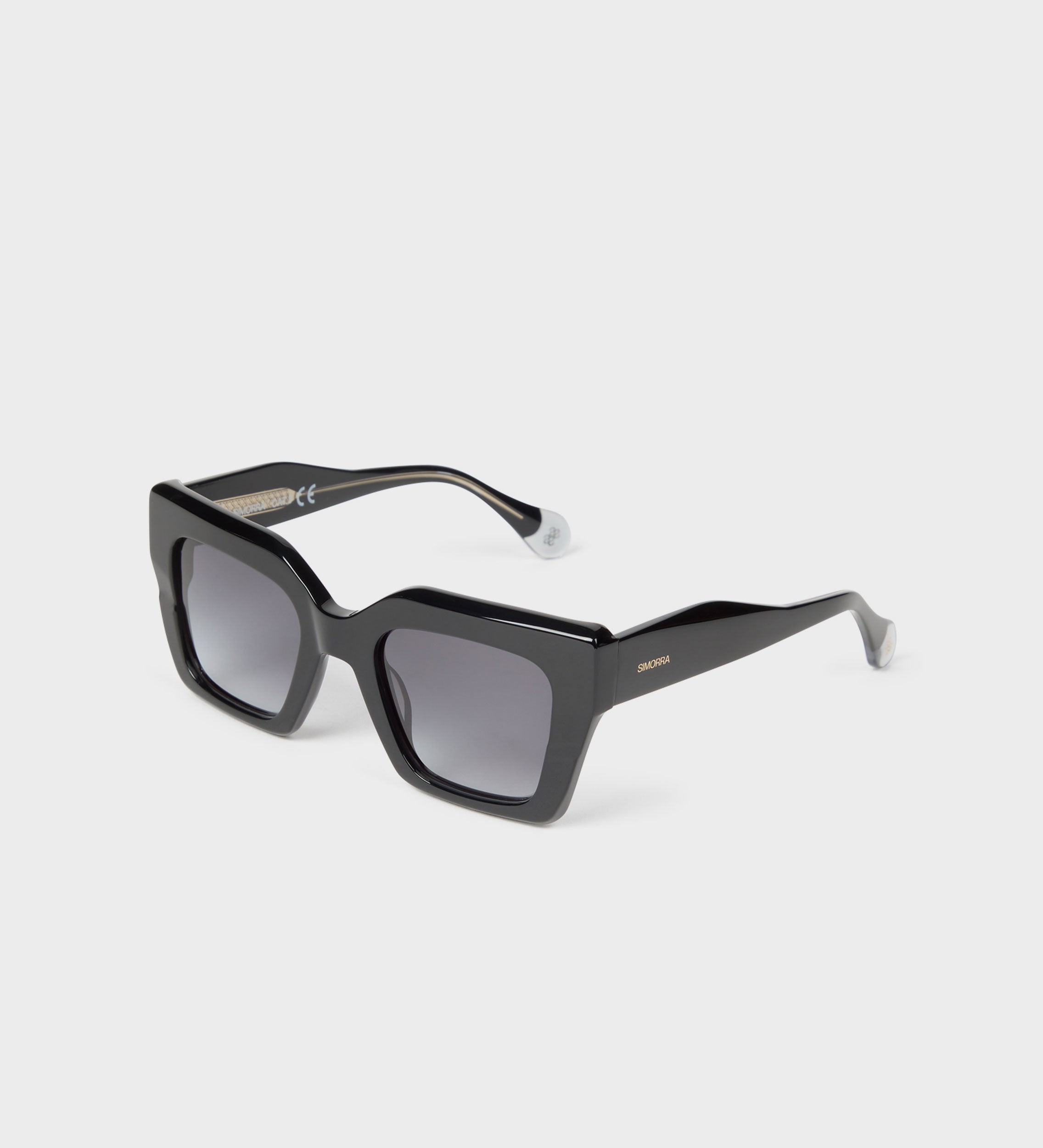 Oversized cat eye sunglasses